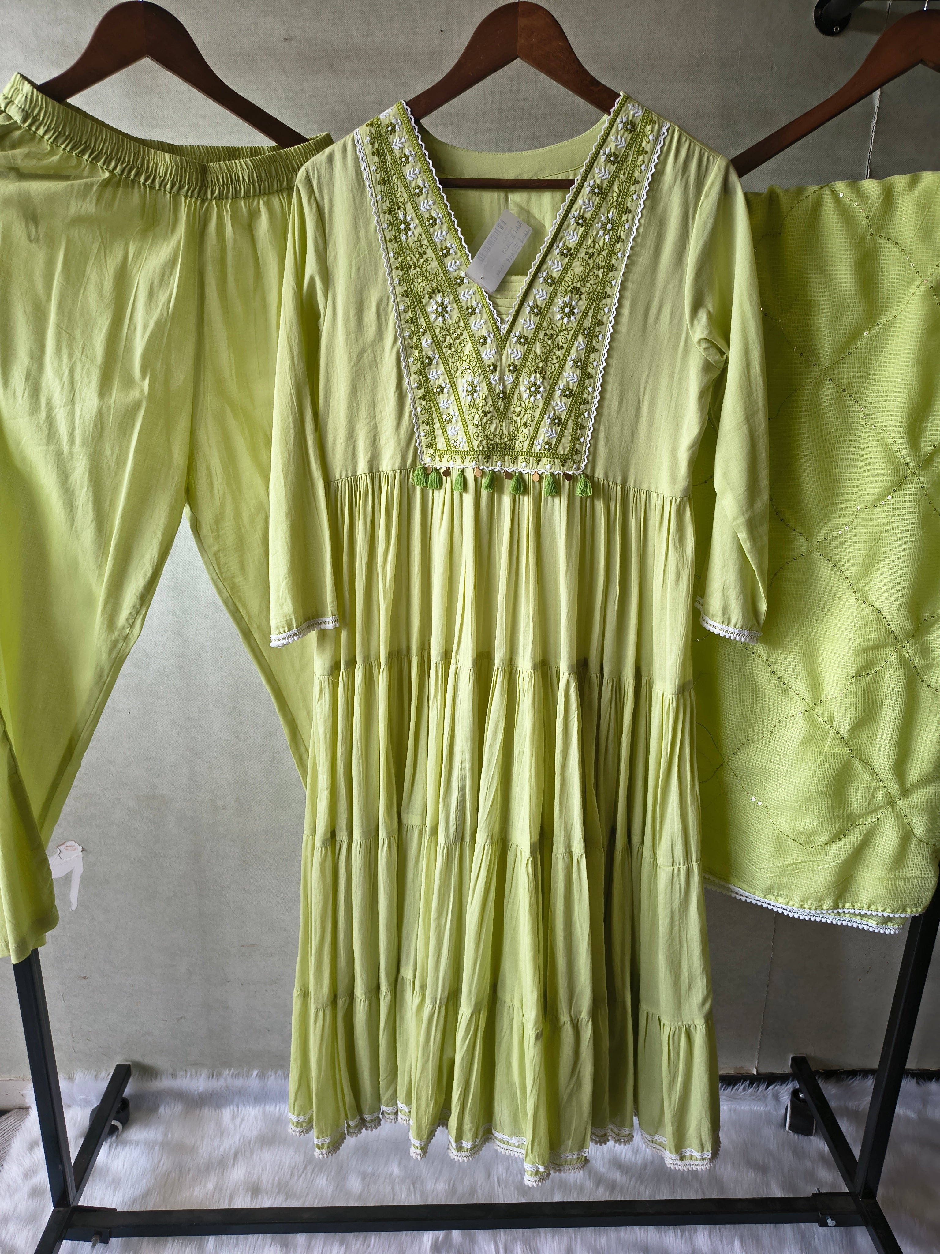 Image of Lime Green Cotton Tiered Kurta Set with Embroidered Yoke & Quilted Dupatta