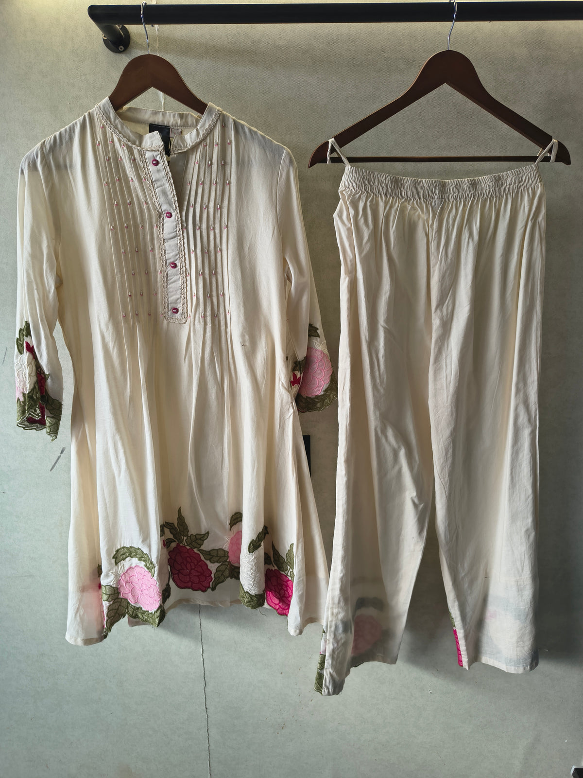 Ivory Floral Embroidered Pintuck Designer Kurta Pant Co-Ord Set
