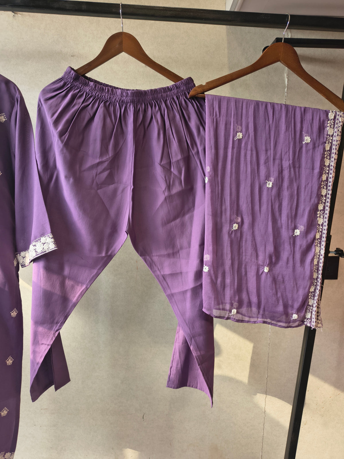 Premium Lavender Embroidered Kurta Set with Chikankari Work & Organza Dupatta