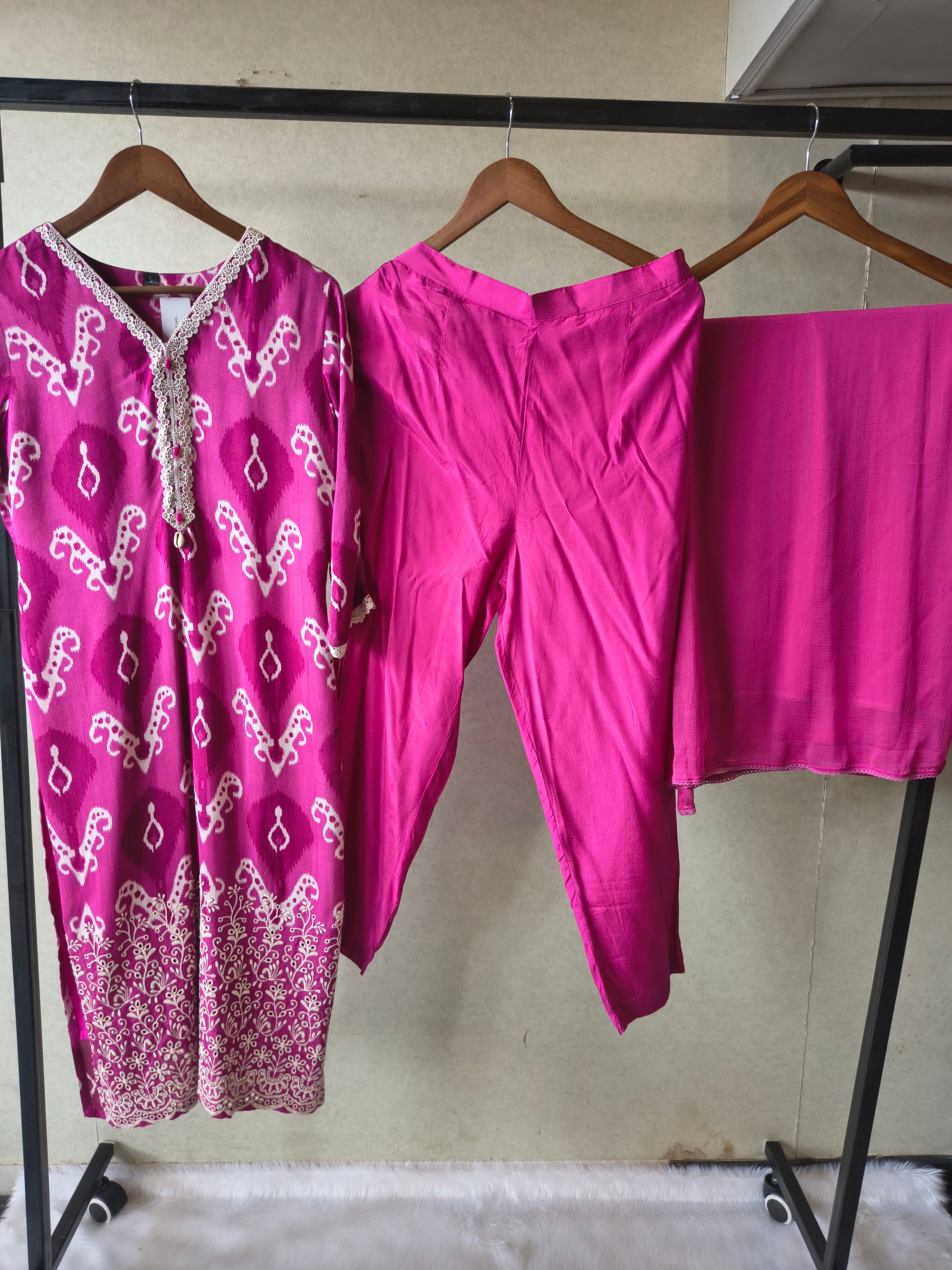 Image of Premium Magenta Ikat Printed Cotton Kurta Set with Solid Pants & Dupatta
