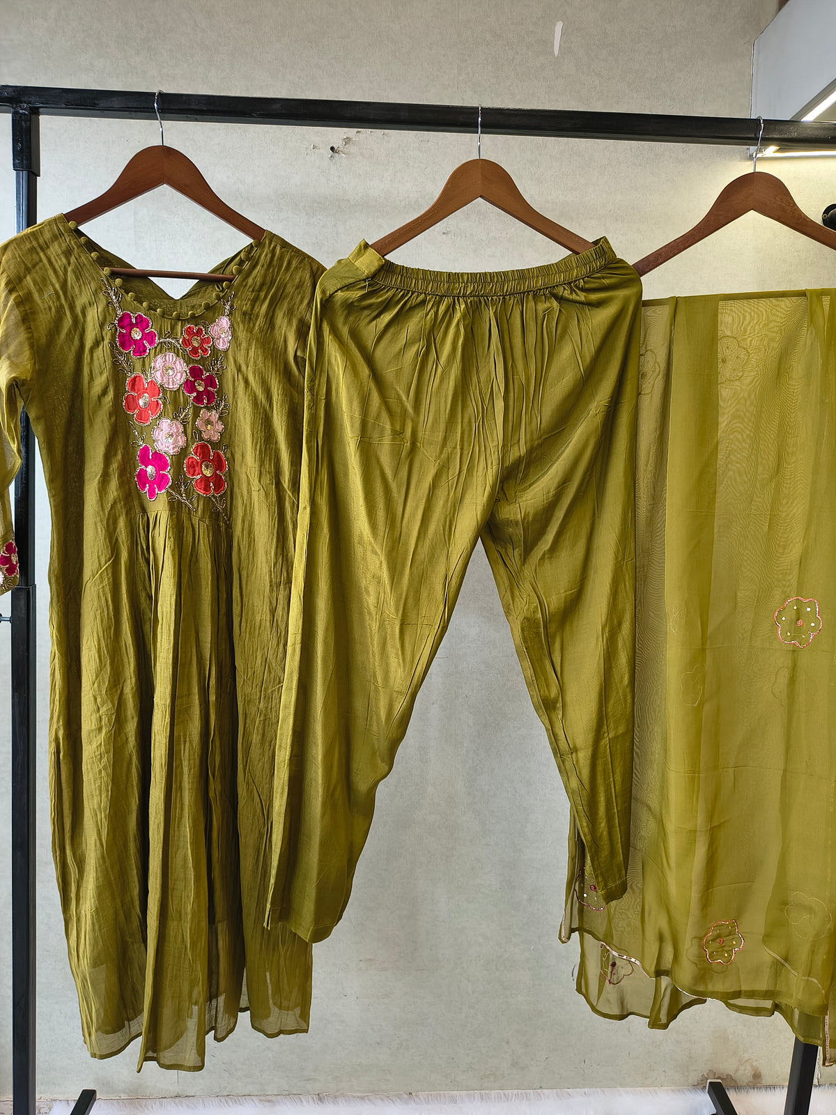 Olive Green Floral Hand-Embroidered Kurta Set with Organza Dupatta | Premium 3 Piece Ethnic Suit