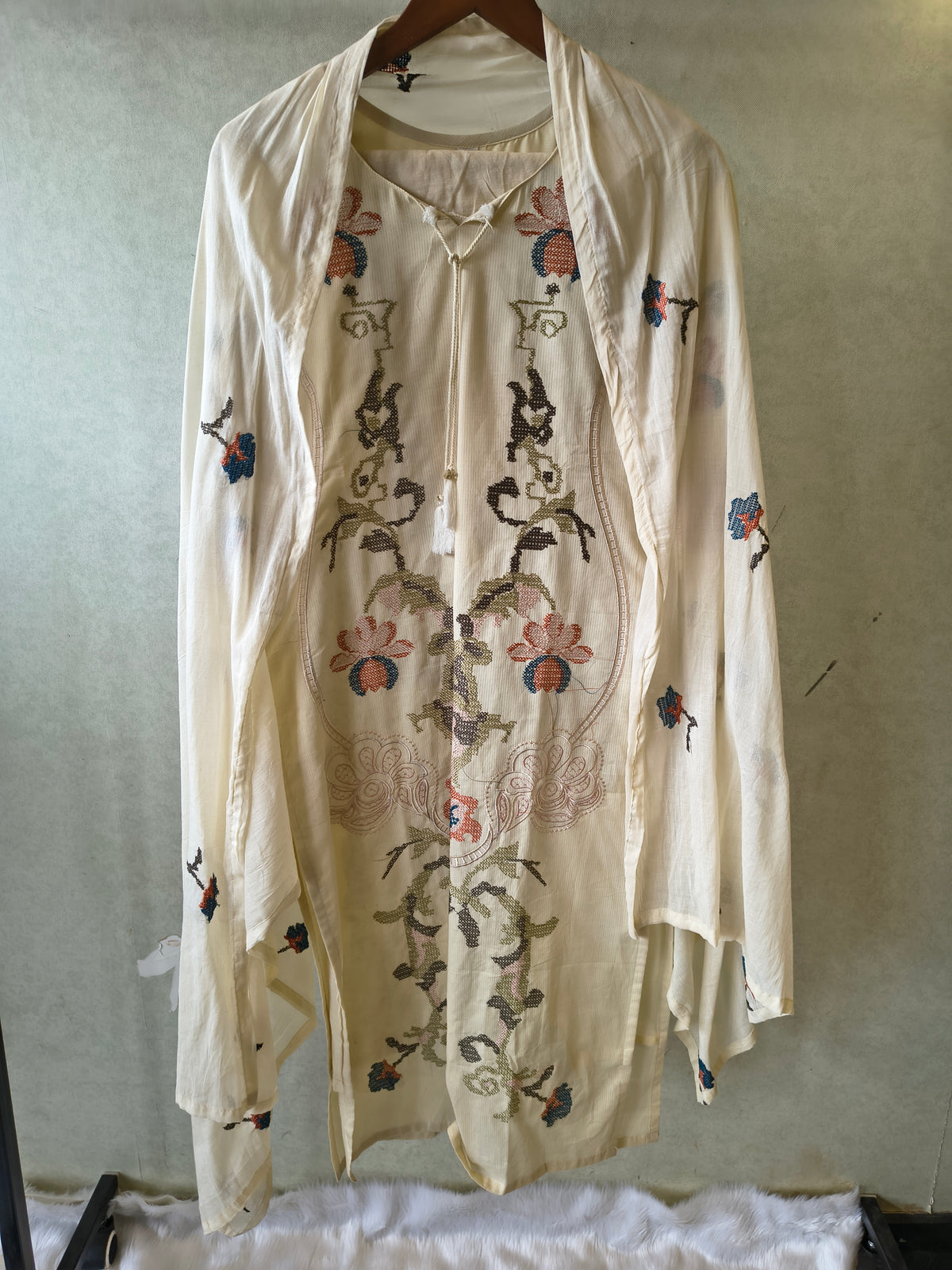 Ivory Cotton 3-Piece Suit Set with Floral Vine Embroidery & Embroidered Dupatta