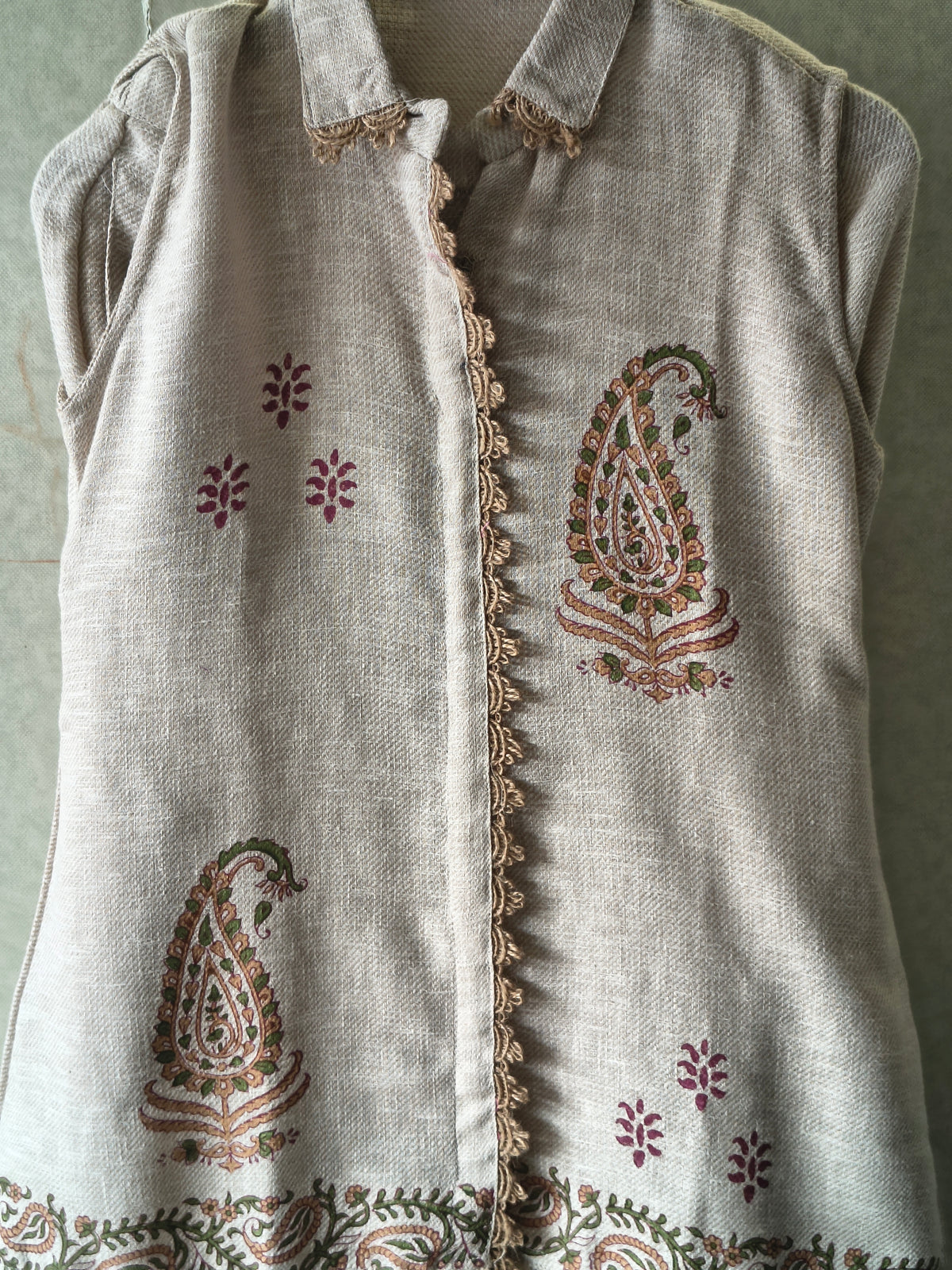 Natural Beige Paisley Printed Sleeveless Designer Co-Ord Set