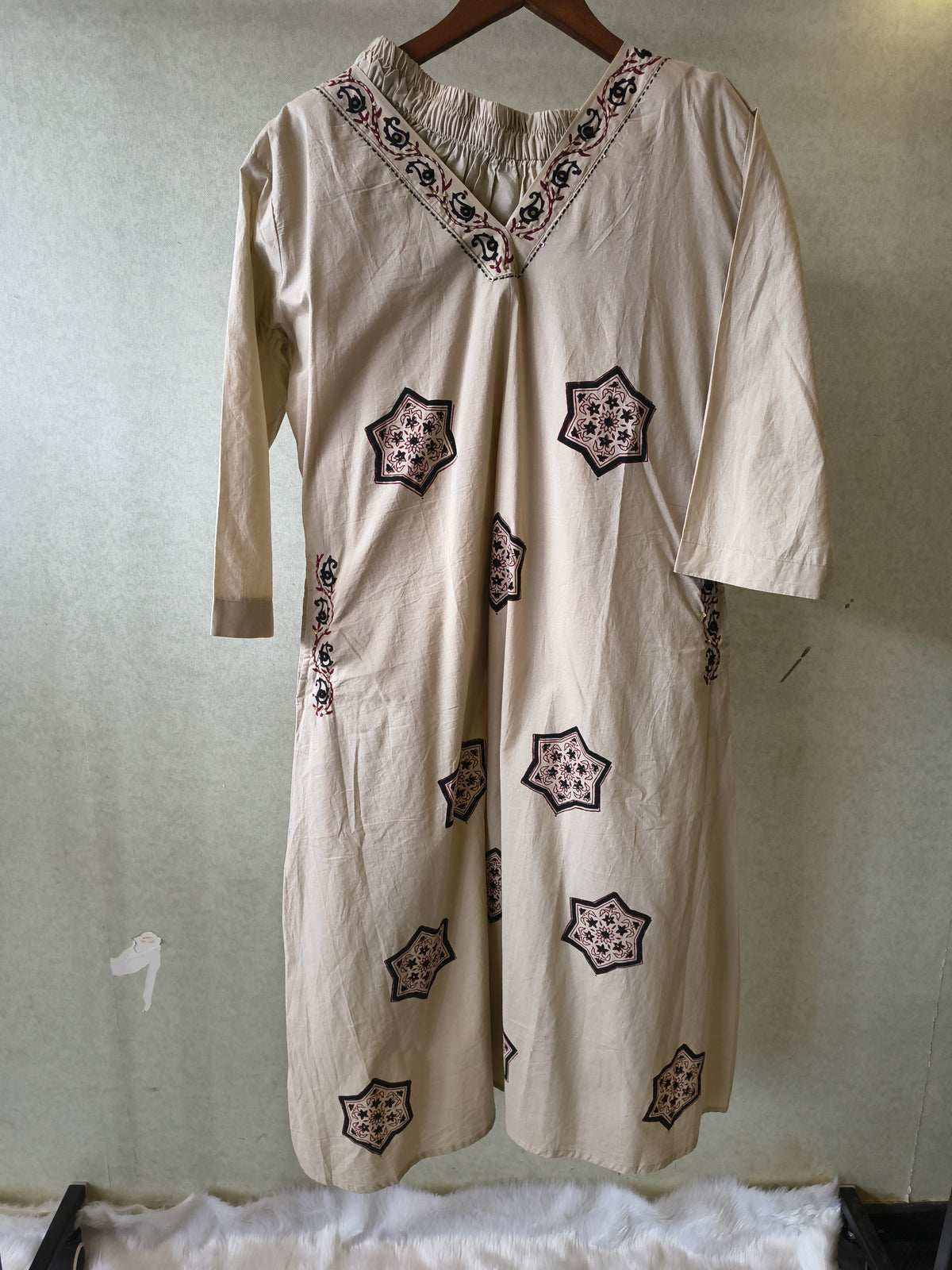 Ivory Hand Block Printed Cotton Kurta Set with Straight Pants