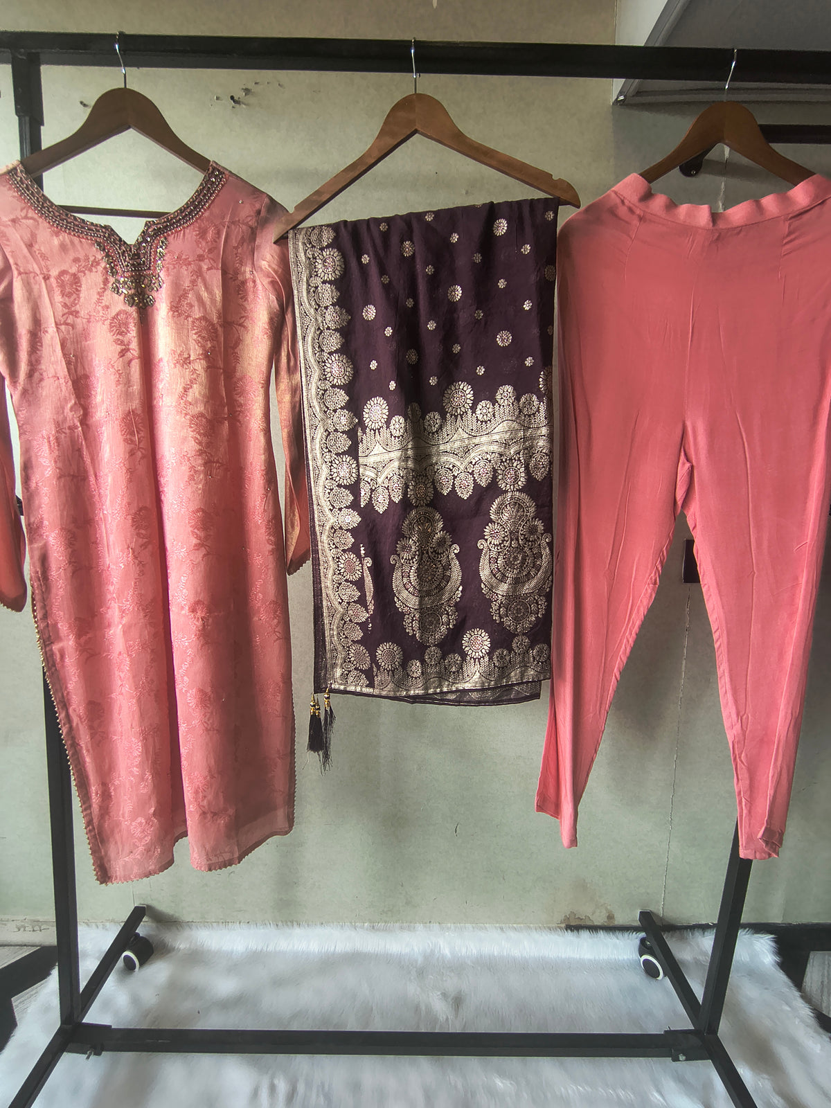 Premium Dusty Rose Jacquard Silk Kurta Set with Banarasi Woven Dupatta & Straight Pants