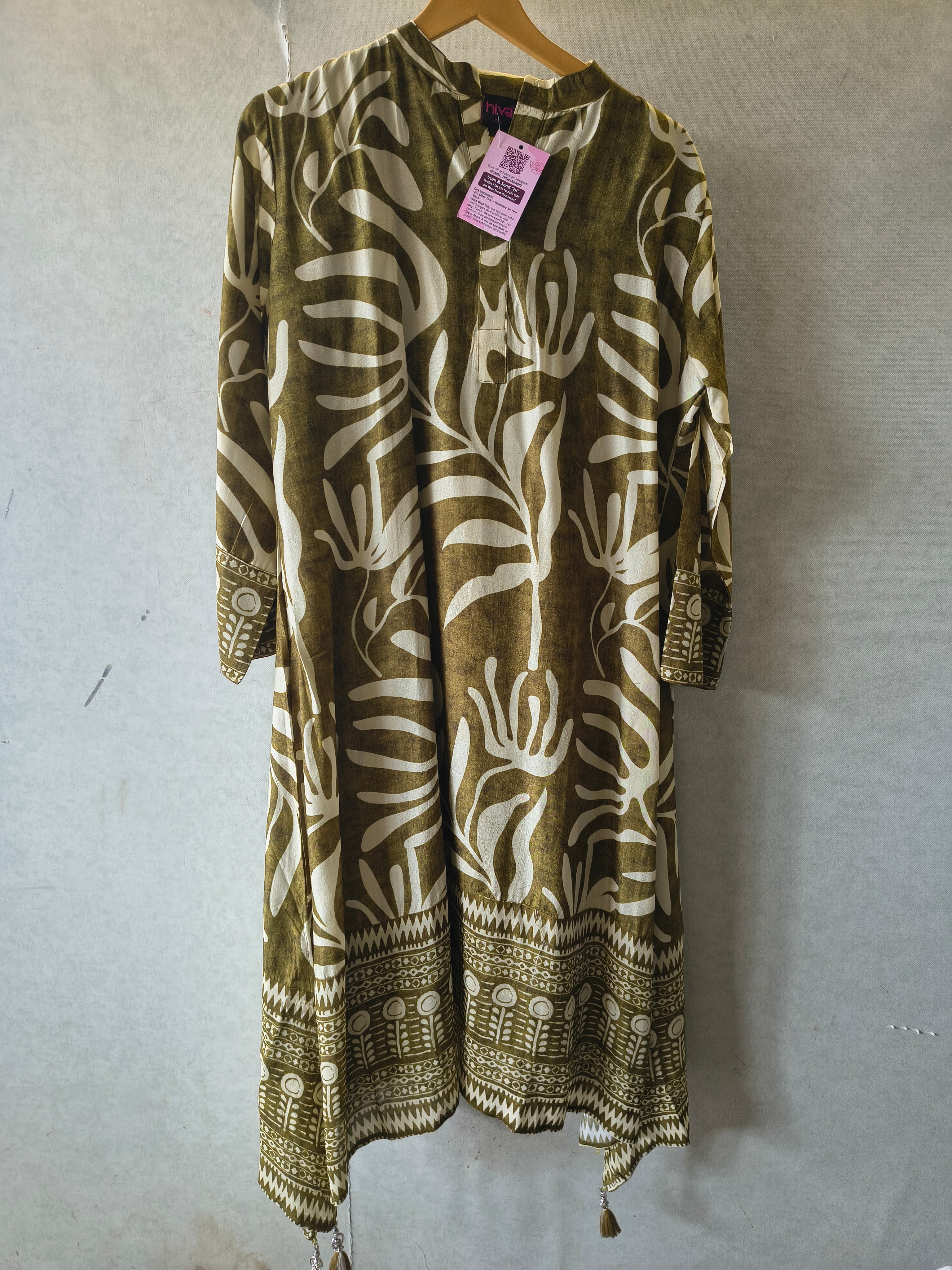 Image of Olive Botanical Printed Premium Co-Ord Set