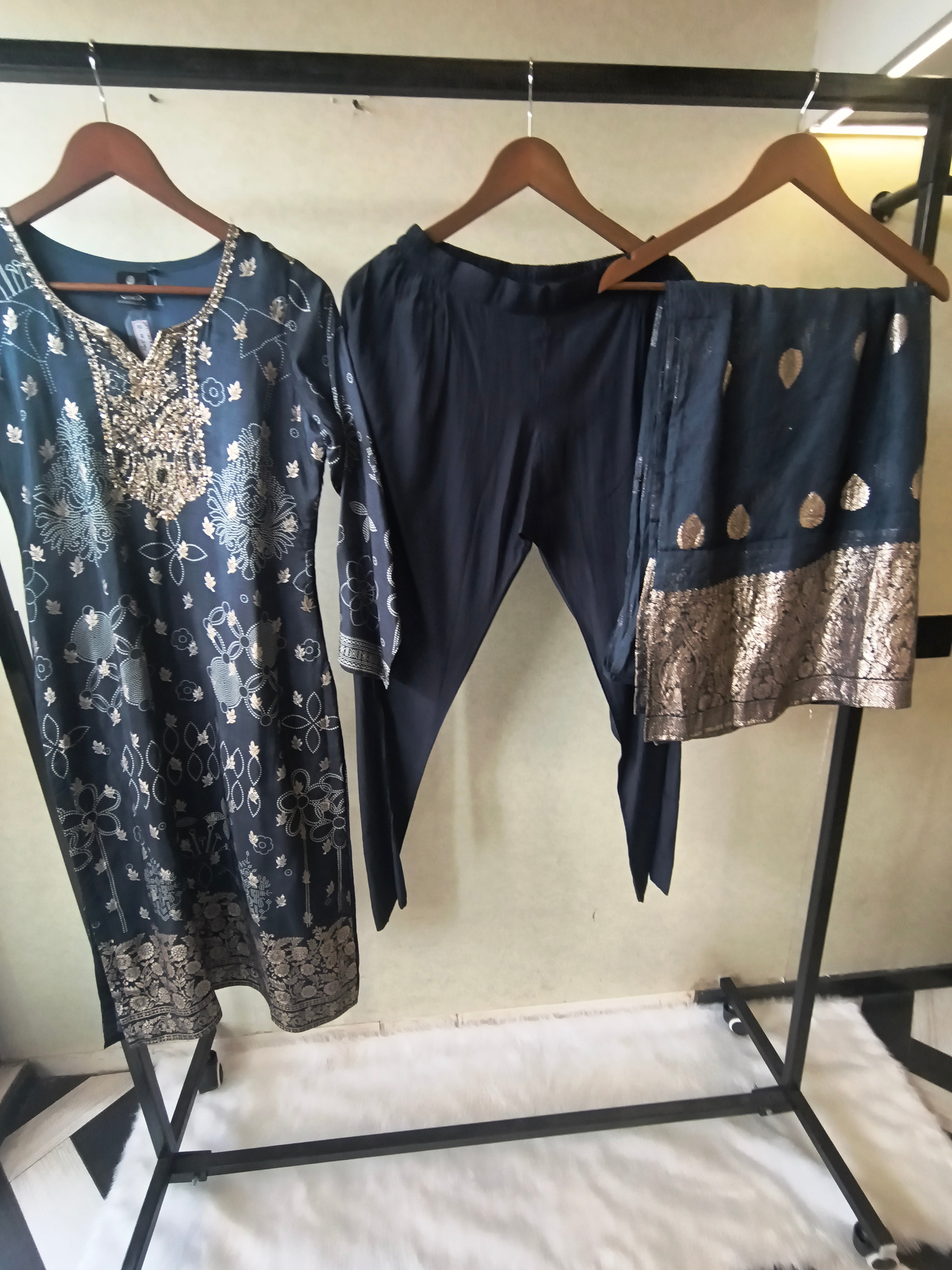 Image of Premium Midnight Blue Zari Printed Kurta Set with Banarasi Dupatta