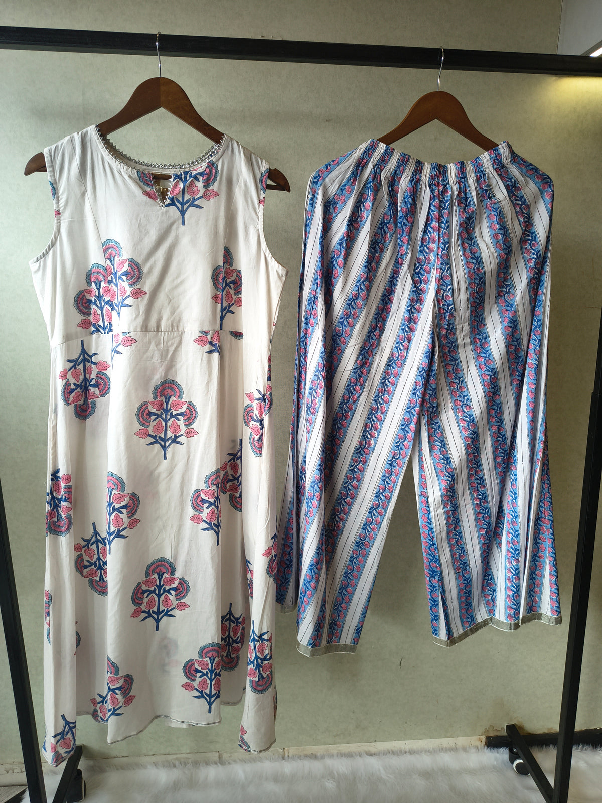 Premium Ivory Floral Block Print Sleeveless Kurta with Printed Palazzo Pants Co-Ord Set