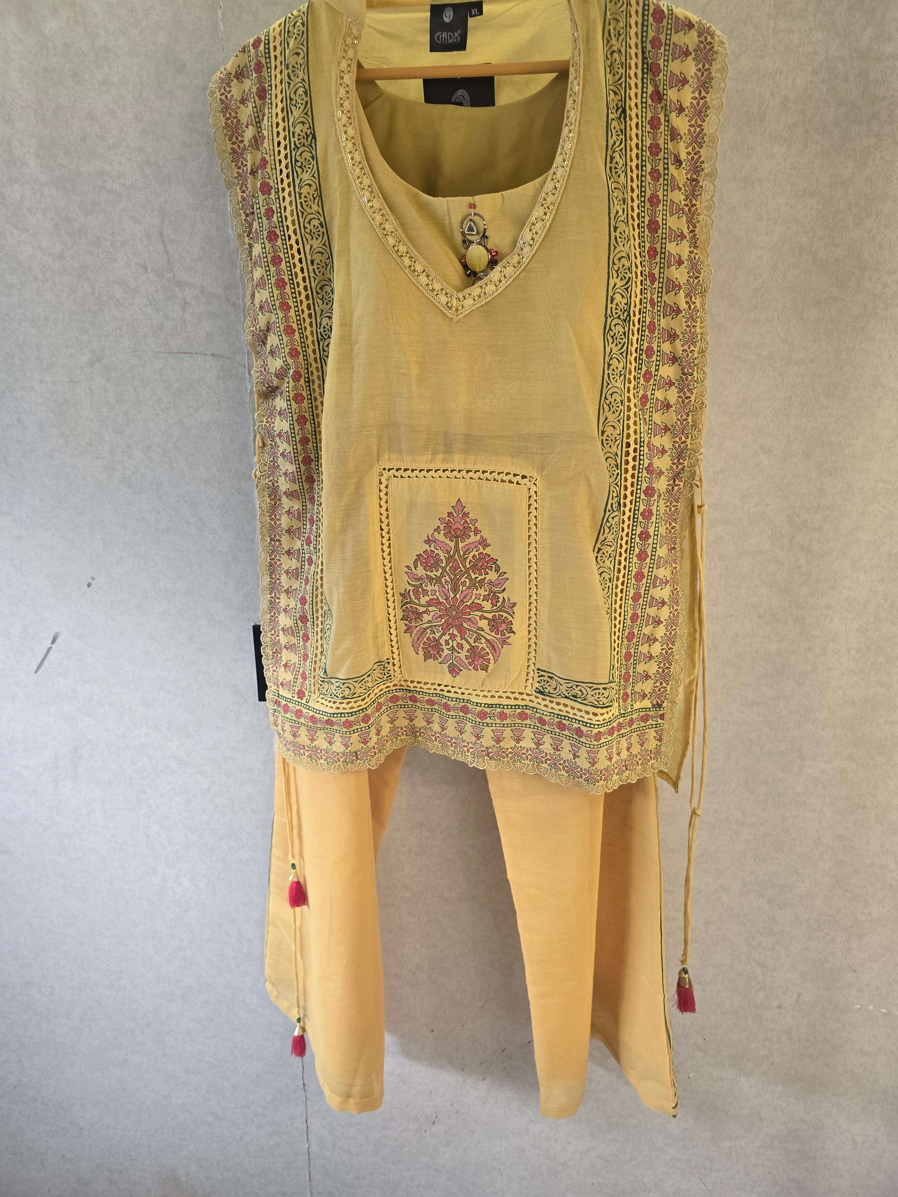Image of Pastel Yellow Floral Print Cape Style Co-Ord Set