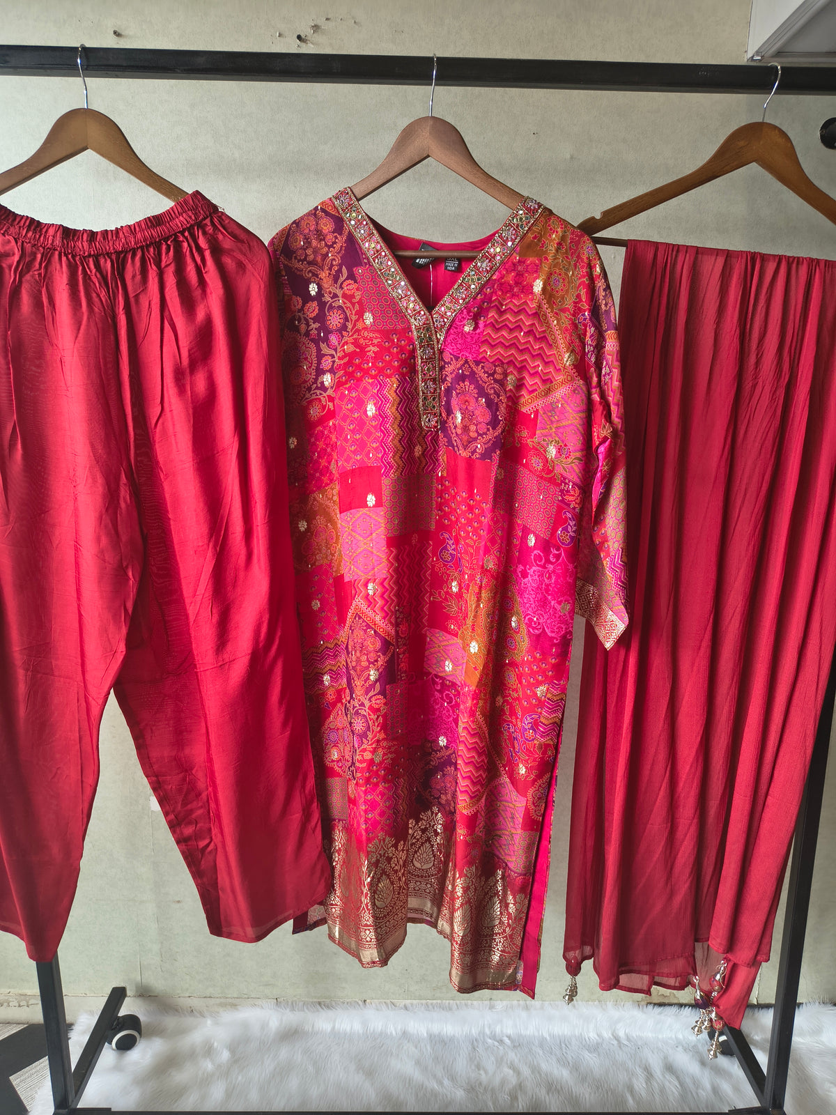 Premium Crimson Red Patchwork Printed Kurta Set with Embellished V-Neck, Solid Pants & Chiffon Dupatta