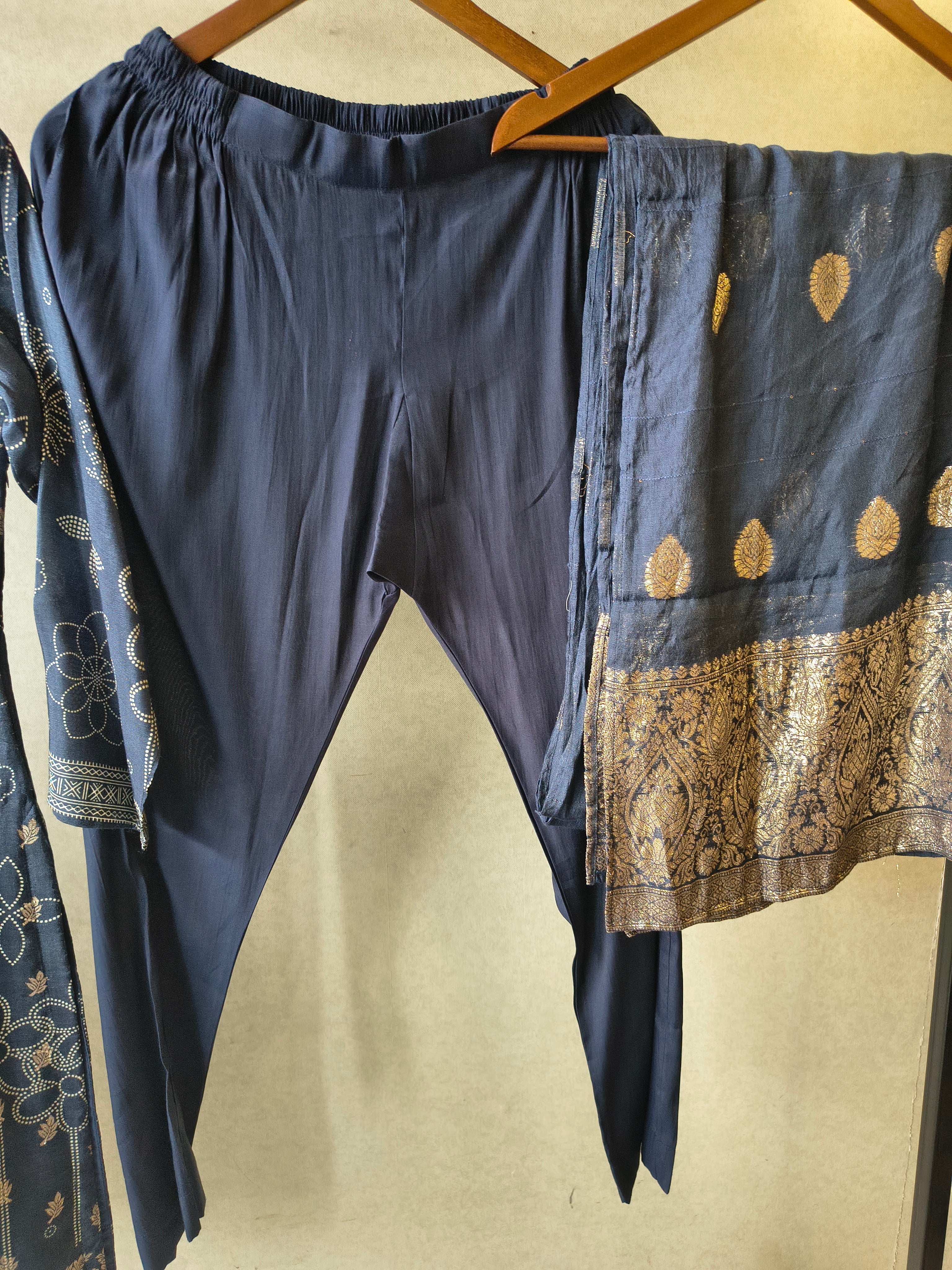 Image of Premium Midnight Blue Zari Printed Kurta Set with Banarasi Dupatta
