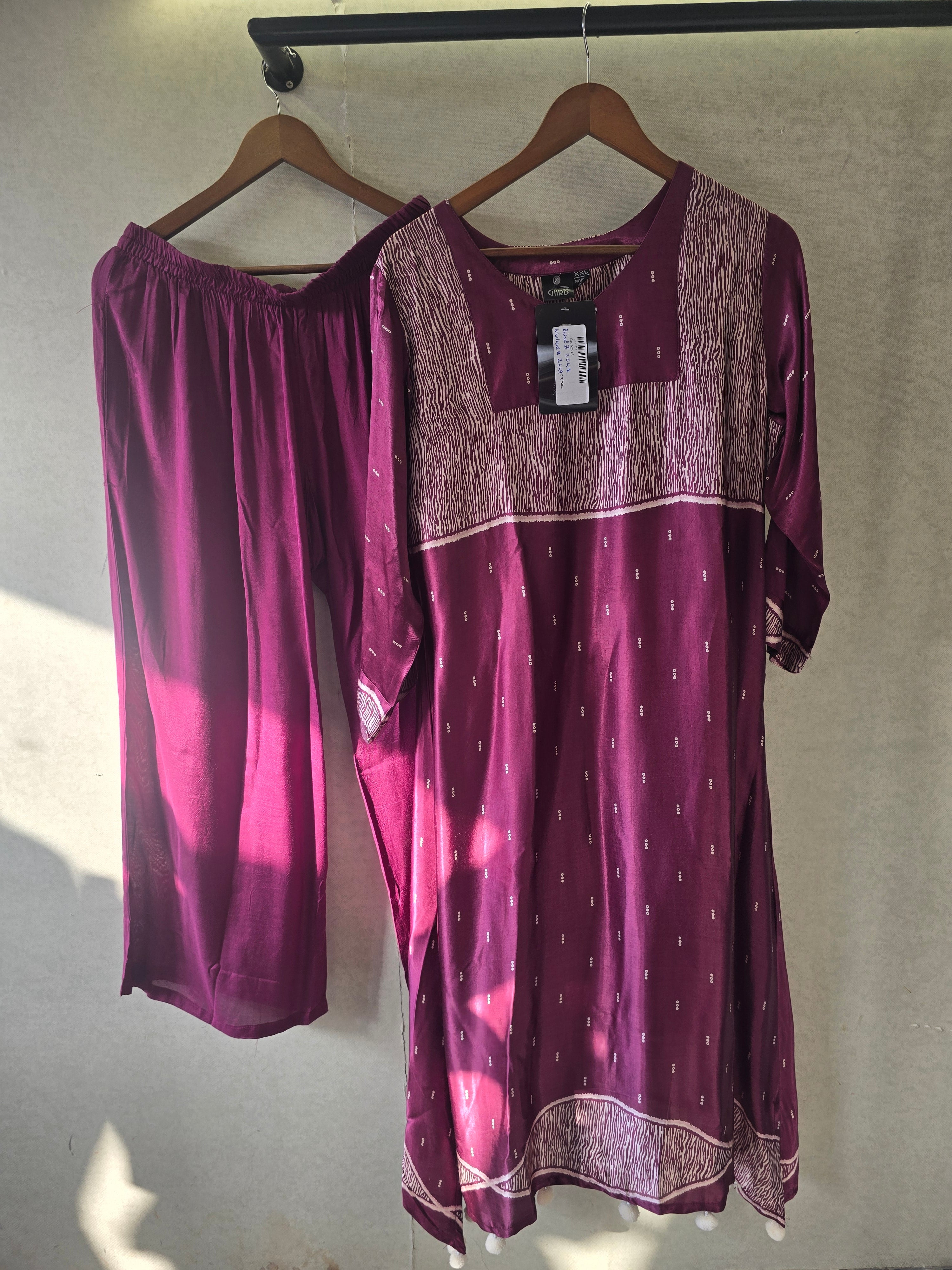 Image of Plum Dotted Print Kurta Pant Set