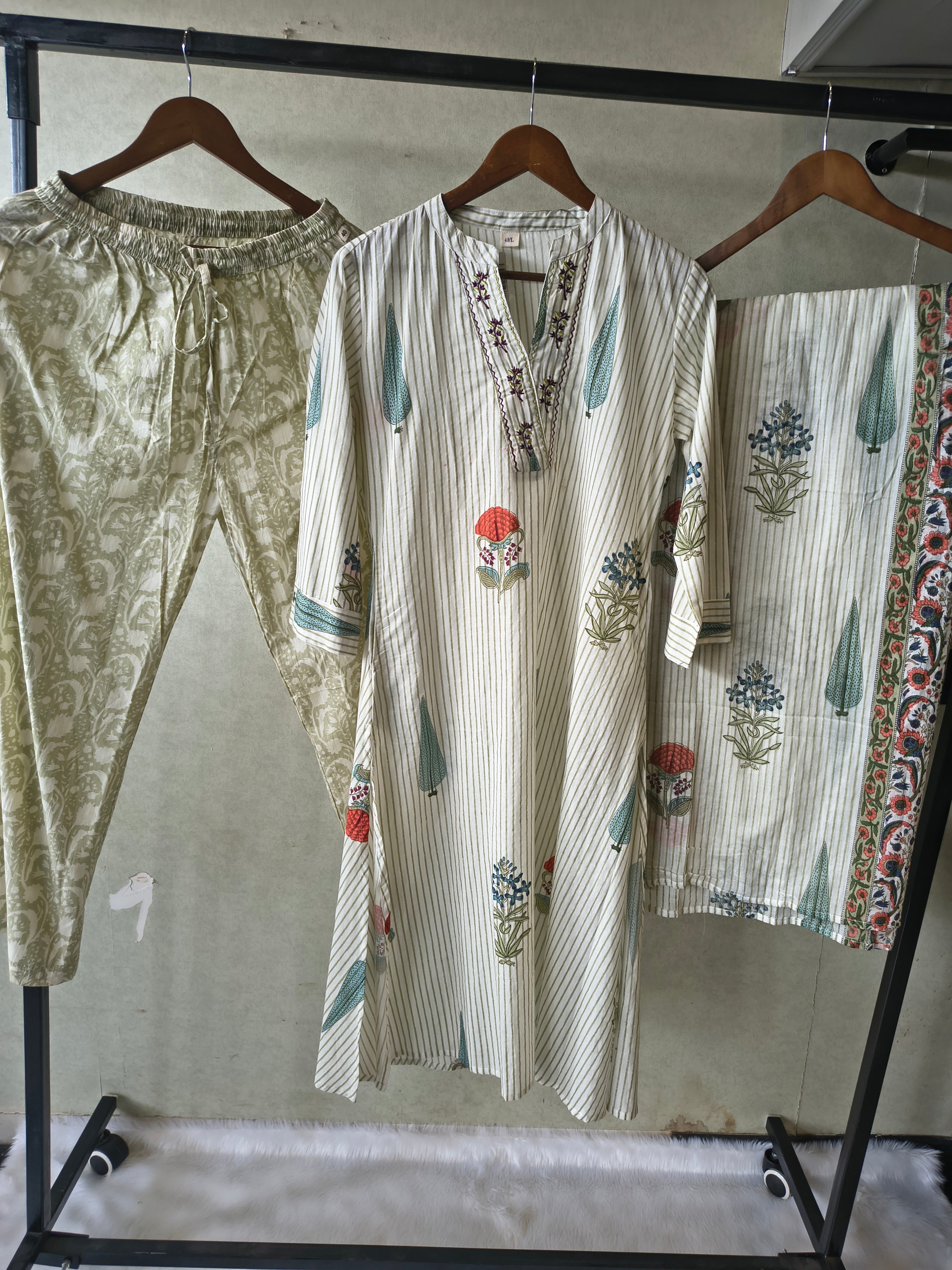 Image of Premium Ivory Handblock Printed Cotton Straight Kurta Set with Printed Pants & Dupatta