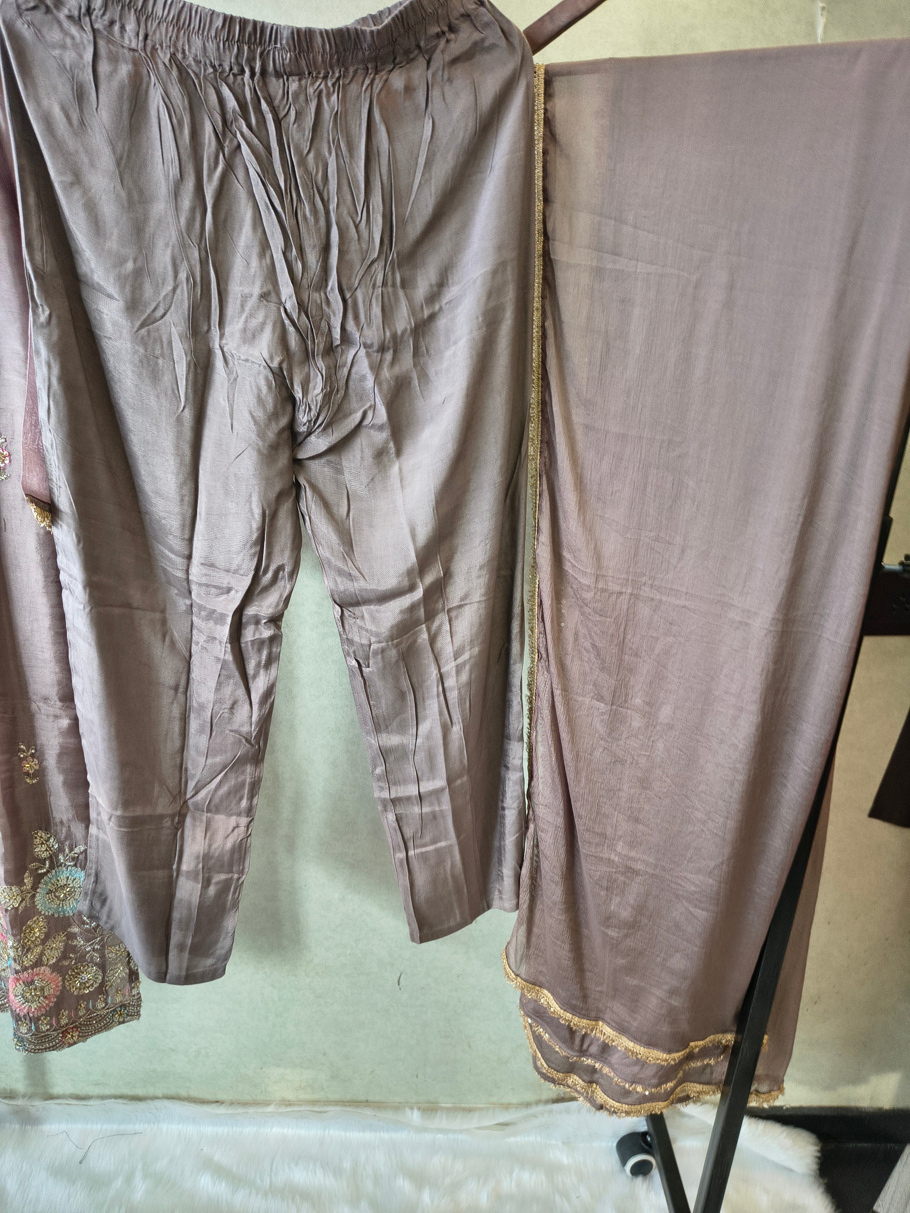 Image of Taupe Grey Embroidered Straight Kurta Set with Pastel Floral Hem, Handcrafted Yoke & Lace Border Dupatta – Premium 3 Piece Ethnic Ensemble