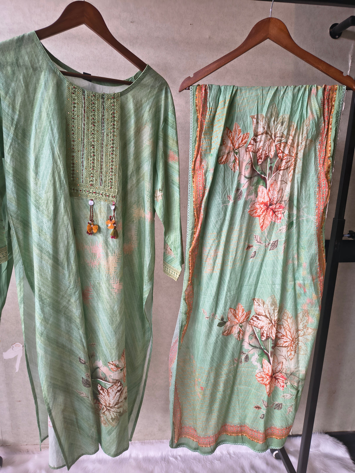 Premium Mint Green Floral Printed Kurta Set with Pants & Designer Dupatta