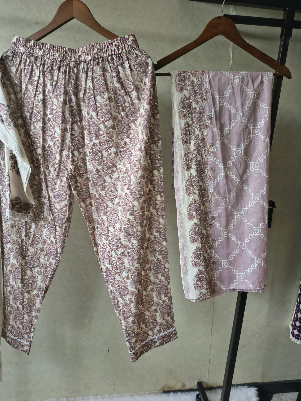 Premium Ivory Floral Printed Cotton Kurta Set with Printed Pants & Contrast Dupatta