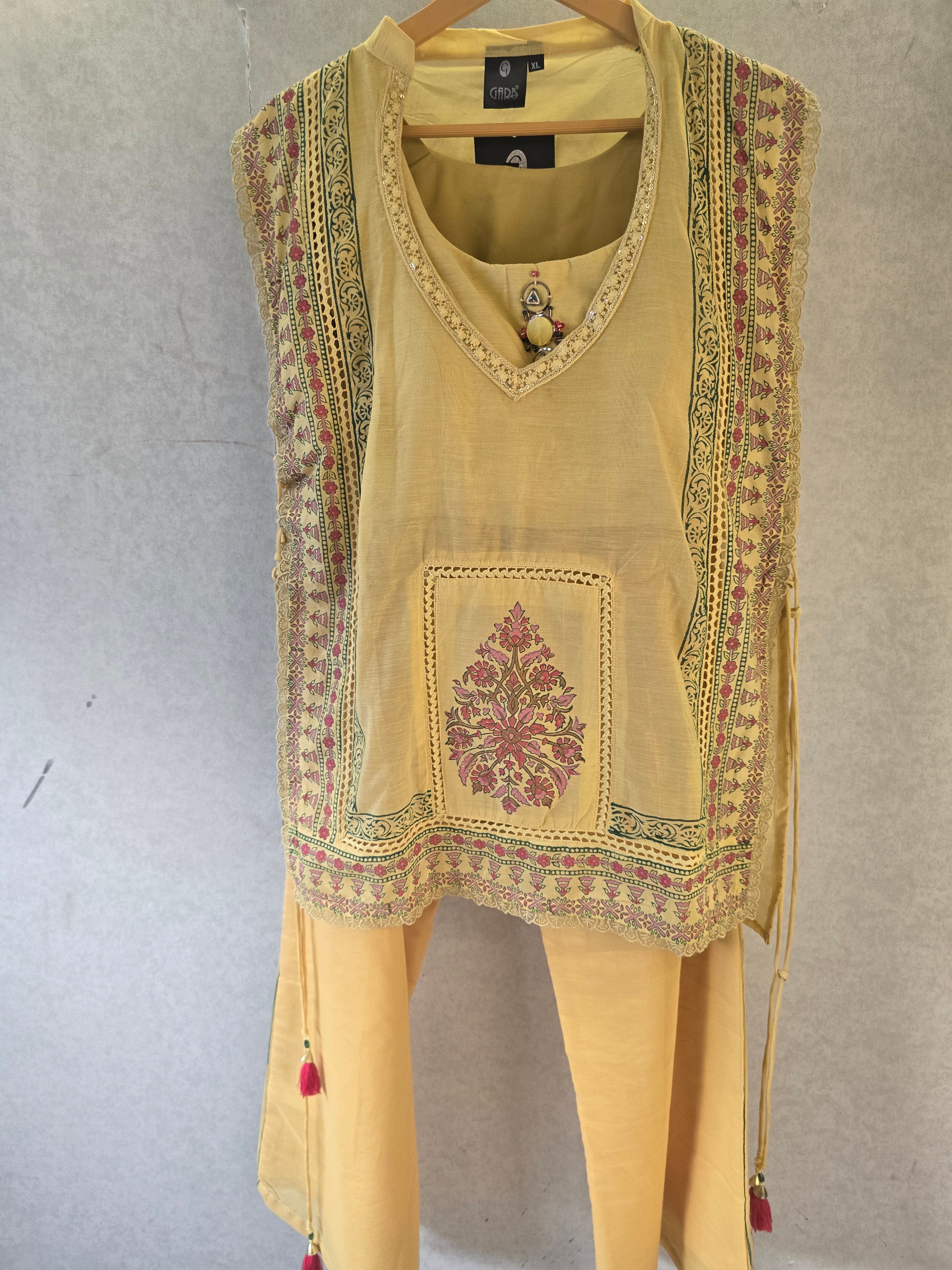 Image of Pastel Yellow Floral Print Cape Style Co-Ord Set
