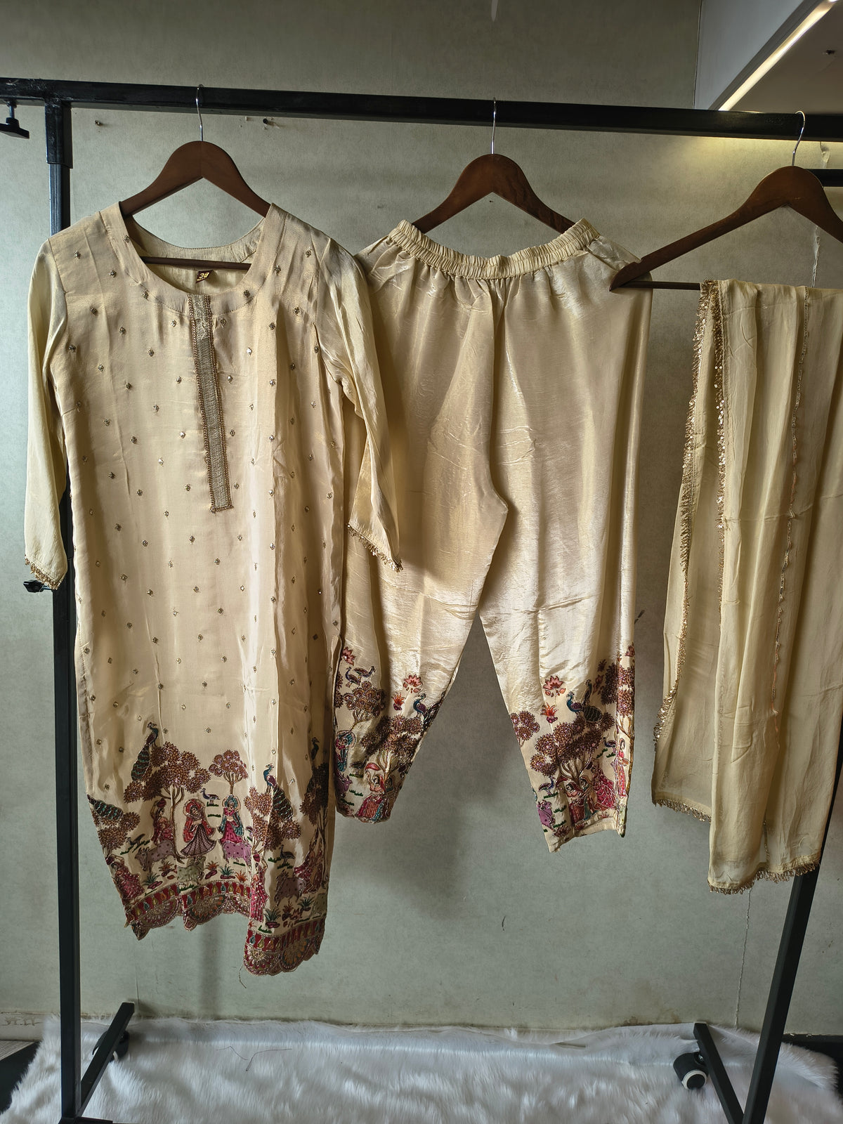 Ivory Silk Blend Printed Kurta Set with Scenic Border Print & Embellished Dupatta – Premium 3 Piece Ethnic Ensemble