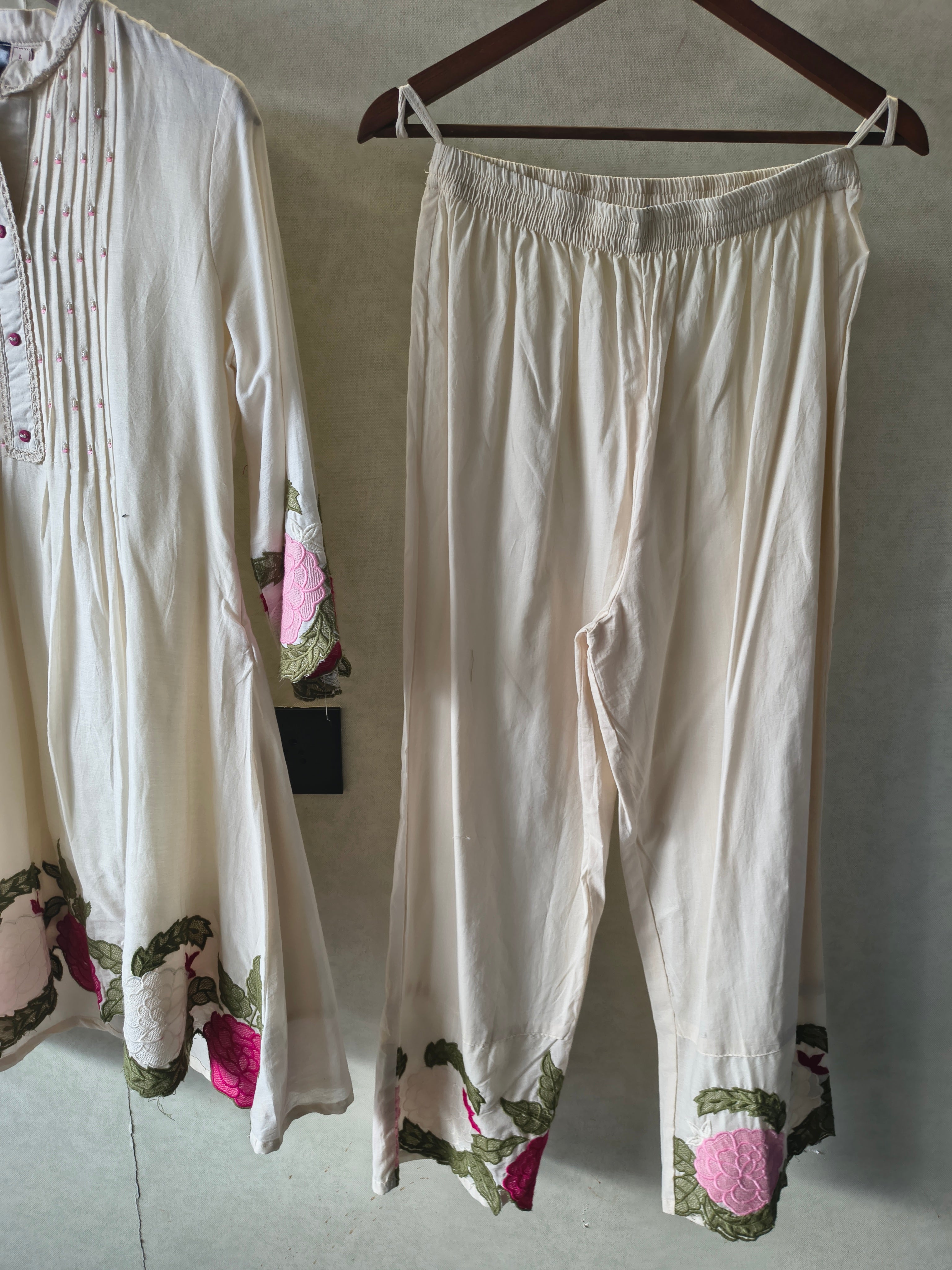 Image of Ivory Floral Embroidered Pintuck Designer Kurta Pant Co-Ord Set