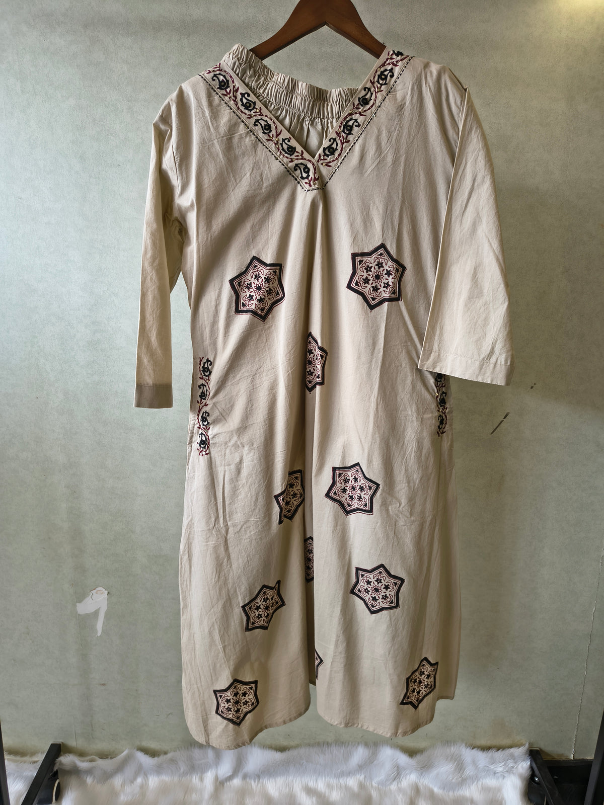 Ivory Hand Block Printed Cotton Kurta Set with Straight Pants
