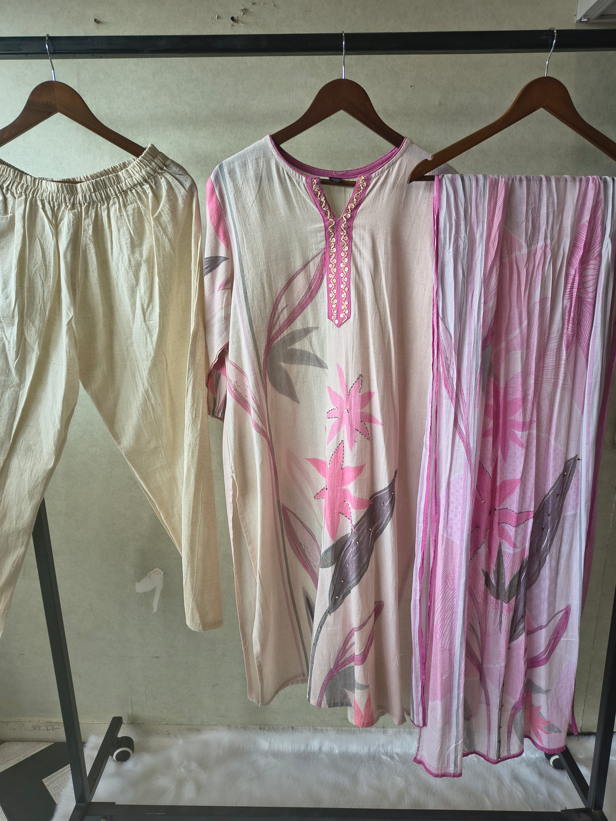 Premium Blush Pink Floral Printed Straight Kurta Set with Churidar Pants & Soft Printed Dupatta