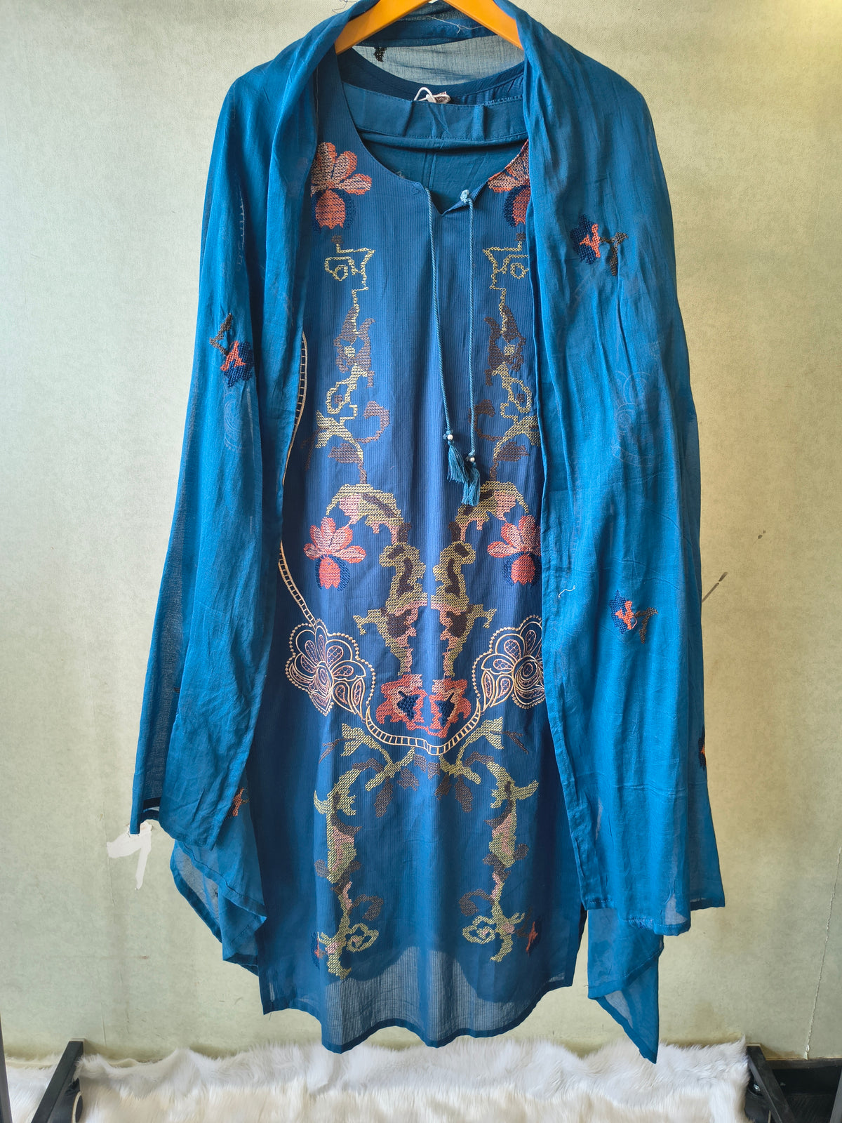 Teal Blue Cotton 3-Piece Suit Set with Floral Vine Embroidery & Embroidered Dupatta