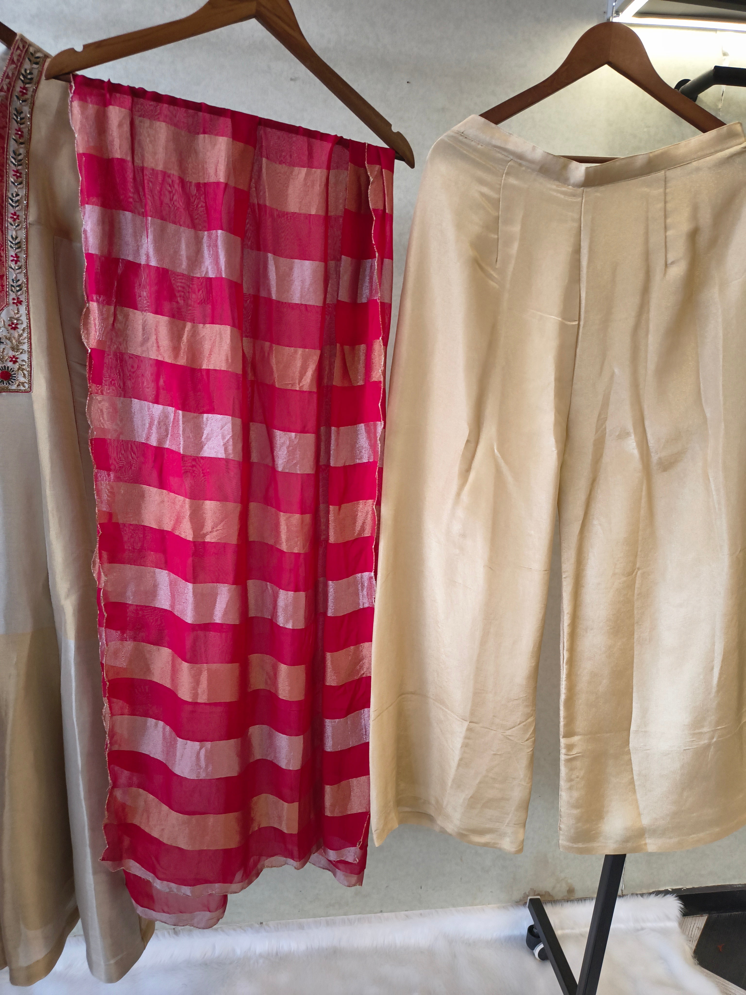 Image of Ivory Embroidered Designer Kurta Set with Pink Striped Organza Dupatta | Premium 3 Piece Ethnic Suit