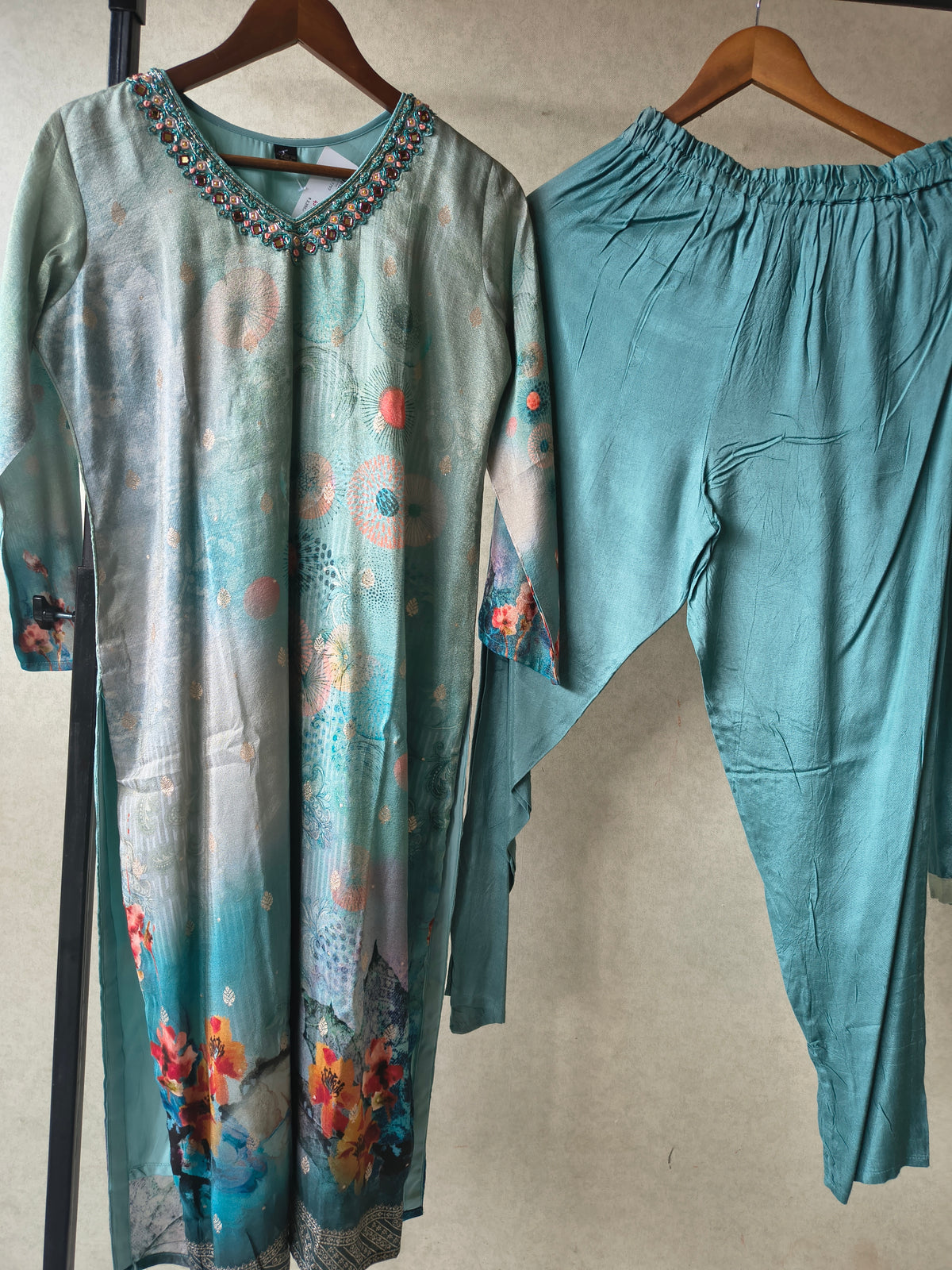 Premium Teal Digital Floral Printed Silk Blend Kurta Set with Solid Pants & Chiffon Dupatta