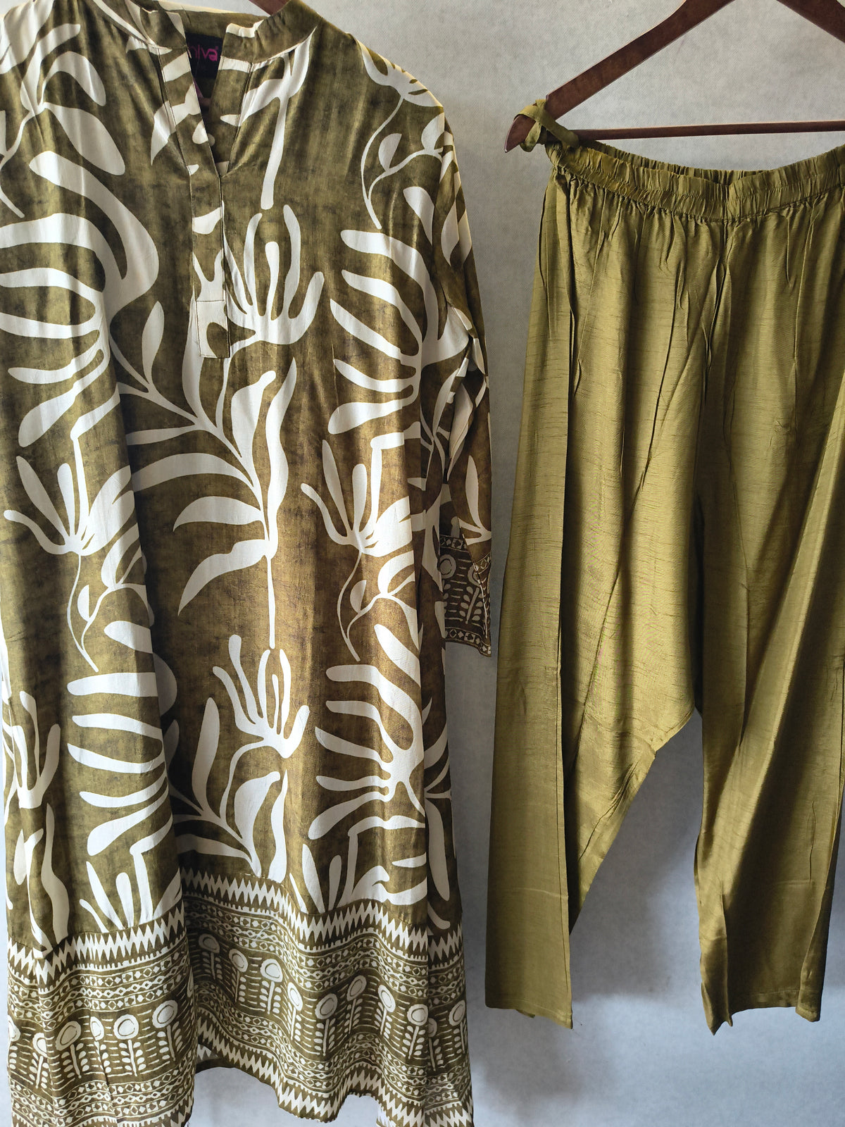 Olive Botanical Printed Premium Co-Ord Set