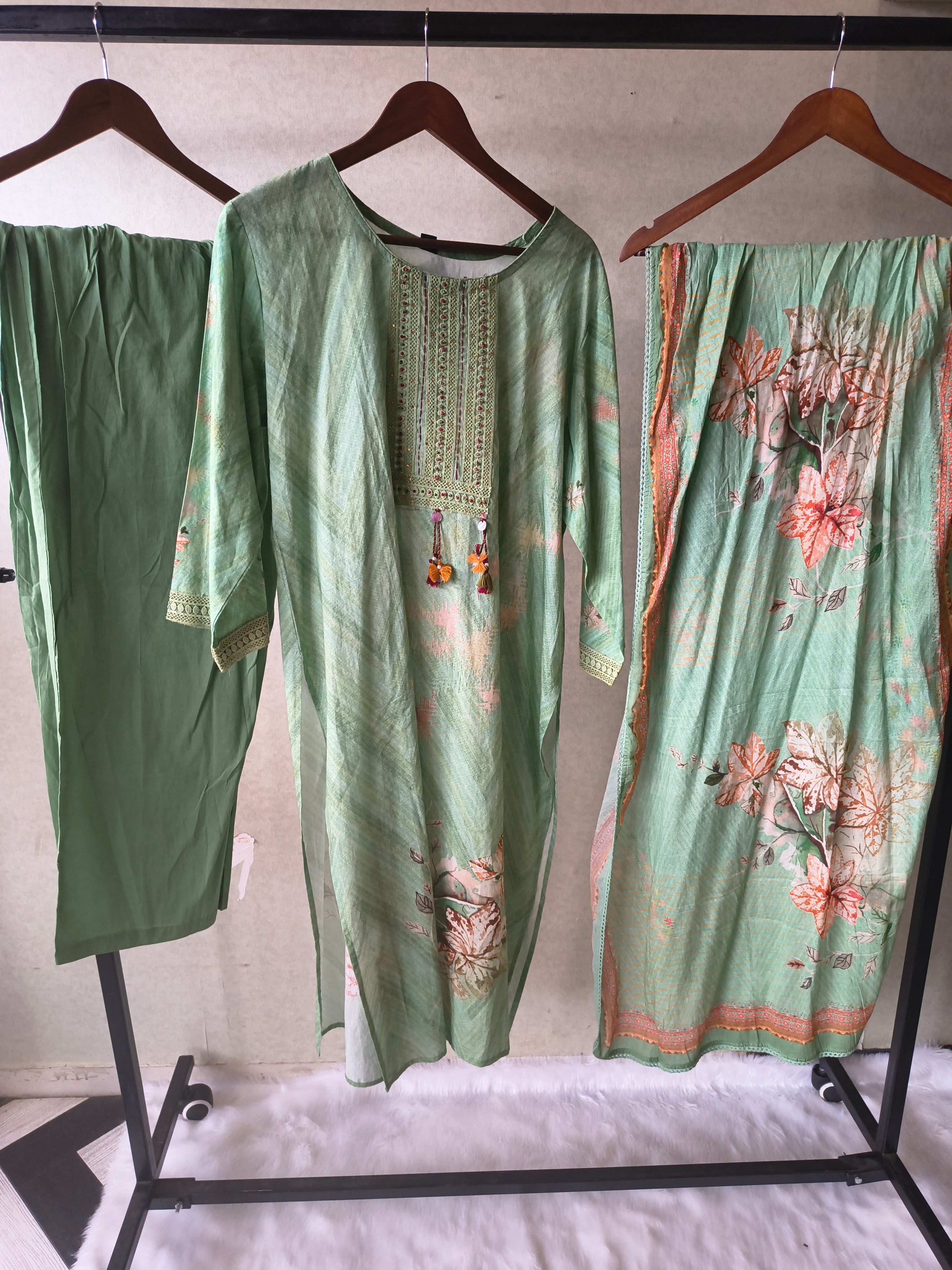 Image of Premium Mint Green Floral Printed Kurta Set with Pants & Designer Dupatta
