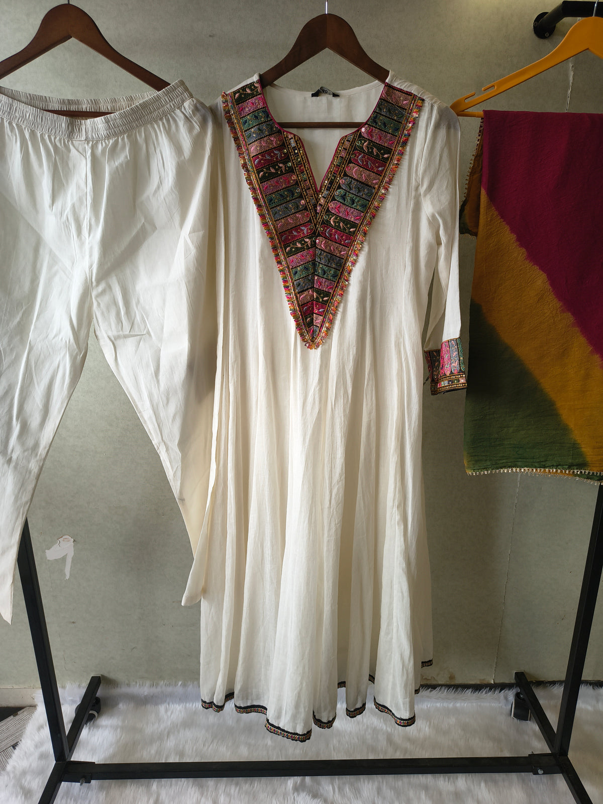Ivory Cotton Anarkali Suit Set with Embroidered V-Neck & Colour Block Dupatta