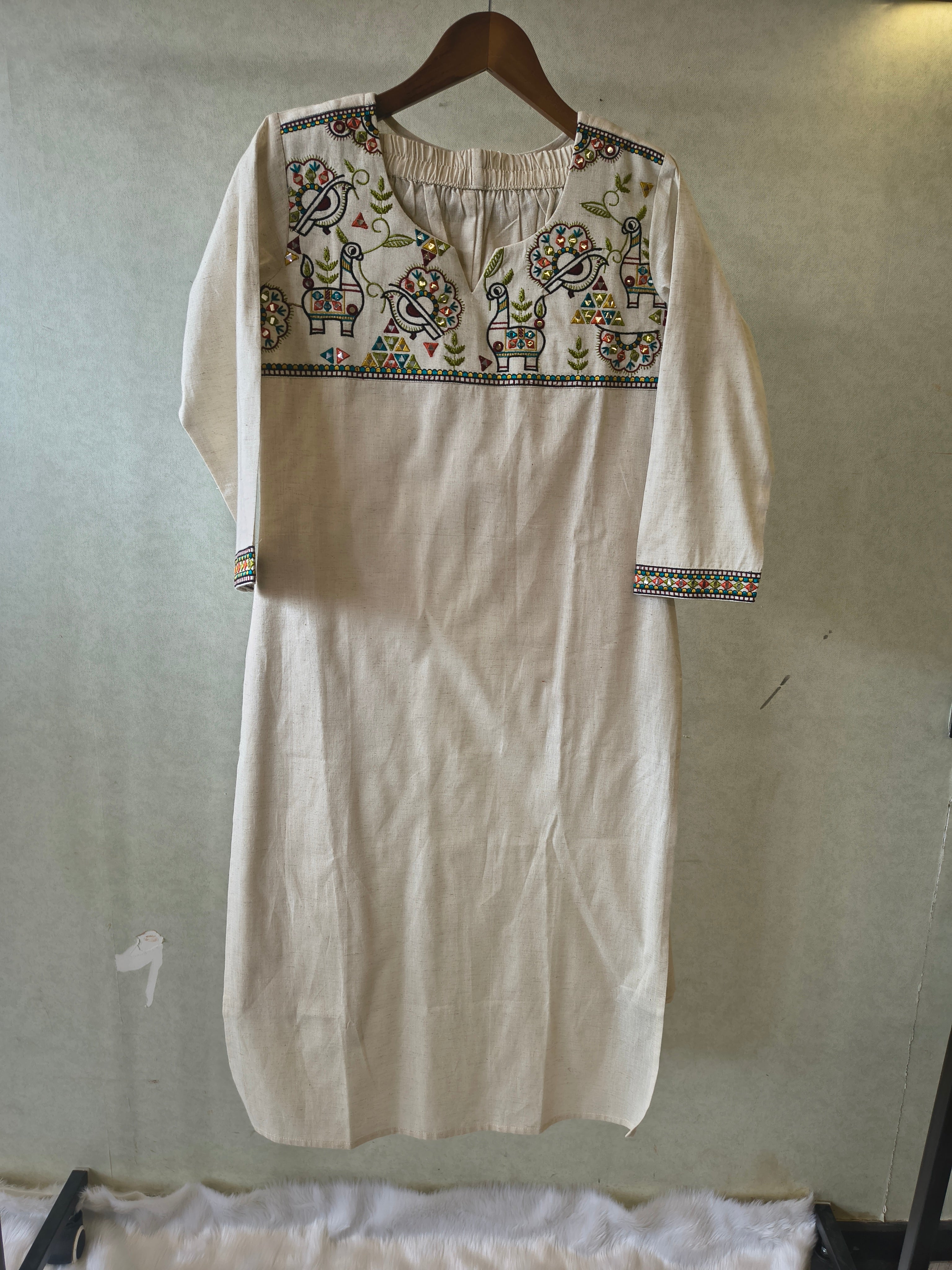 Image of Ivory Cotton Linen Kurta Set with Multicolour Folk Embroidery & Straight Pants