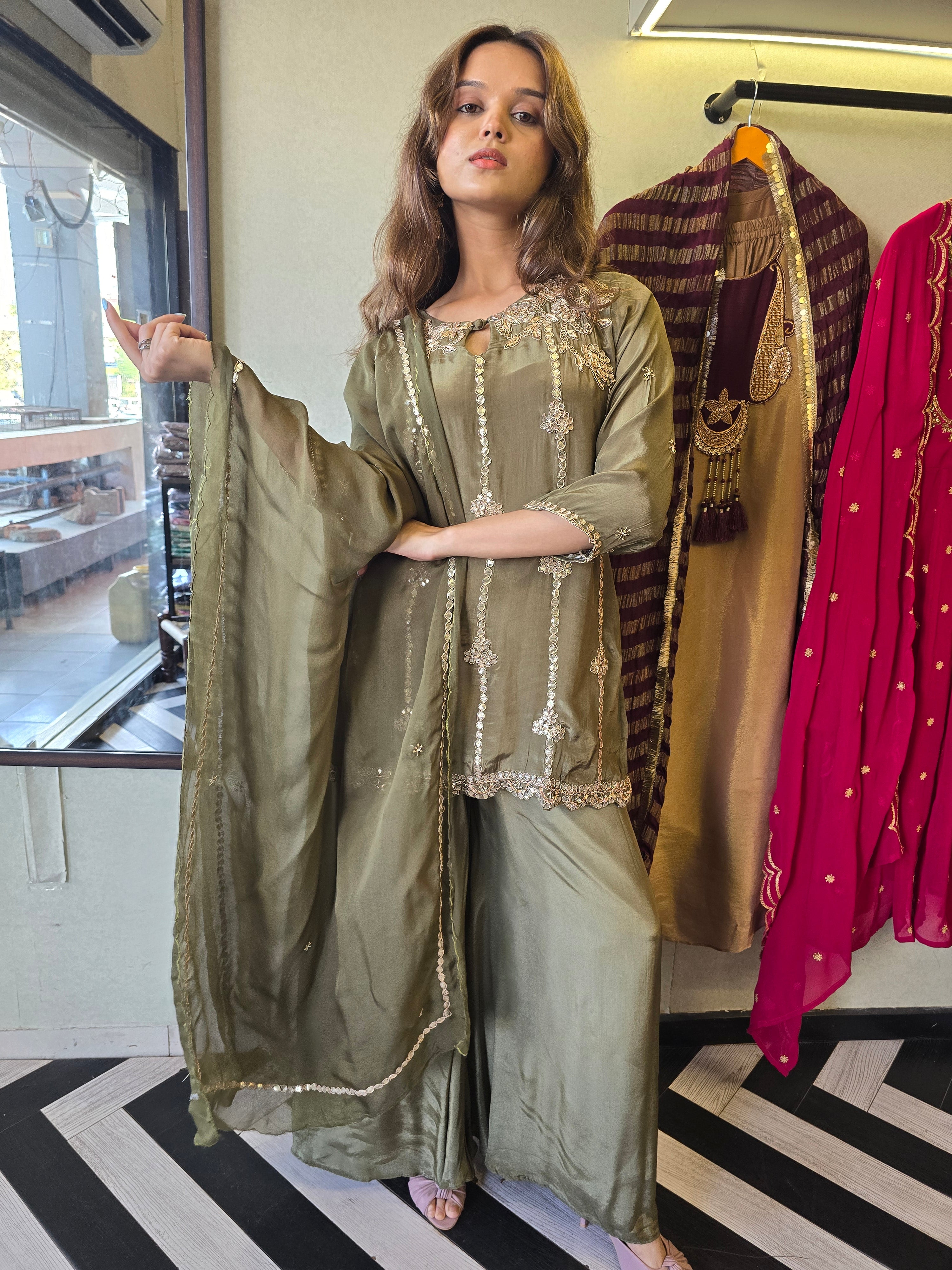 Image of Pure Crepe 3 Piece Set