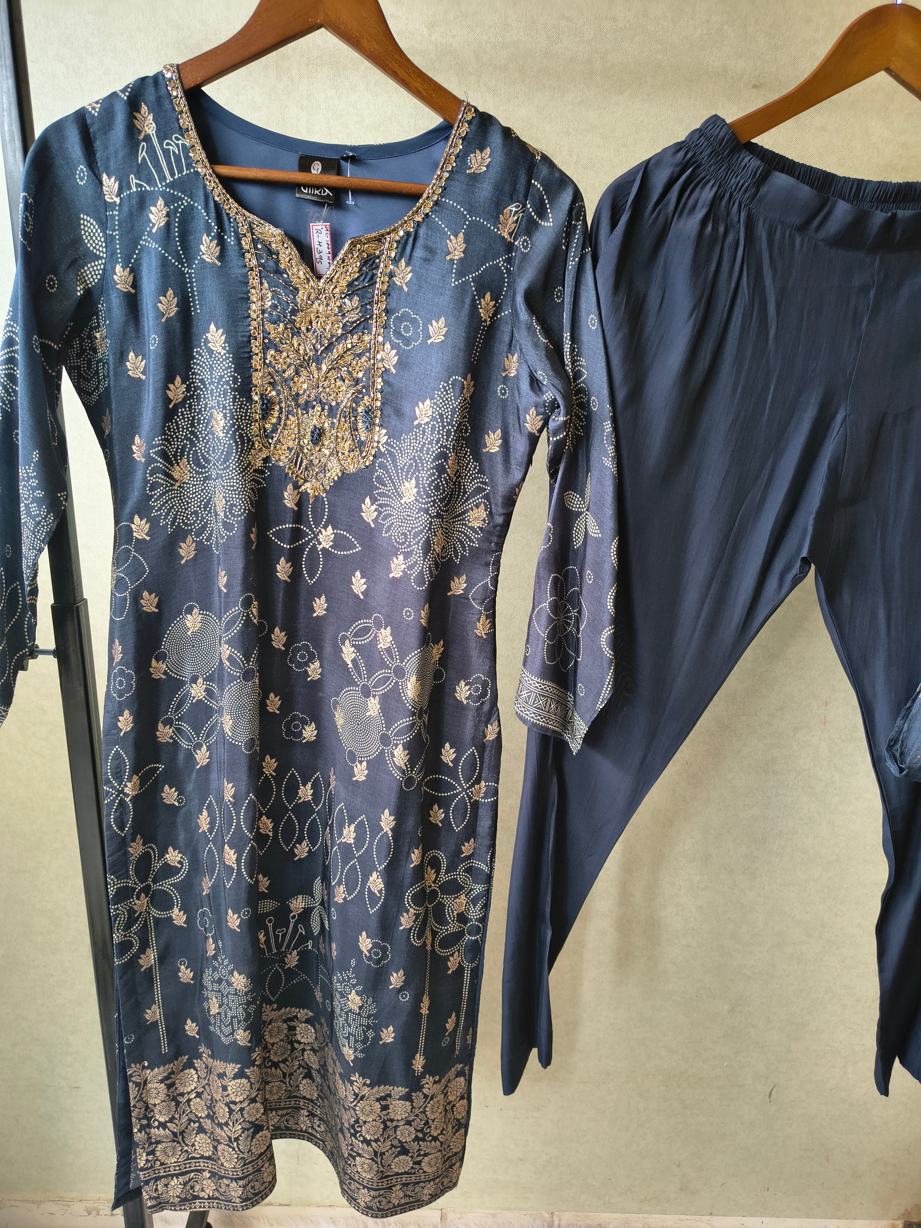 Image of Premium Midnight Blue Zari Printed Kurta Set with Banarasi Dupatta