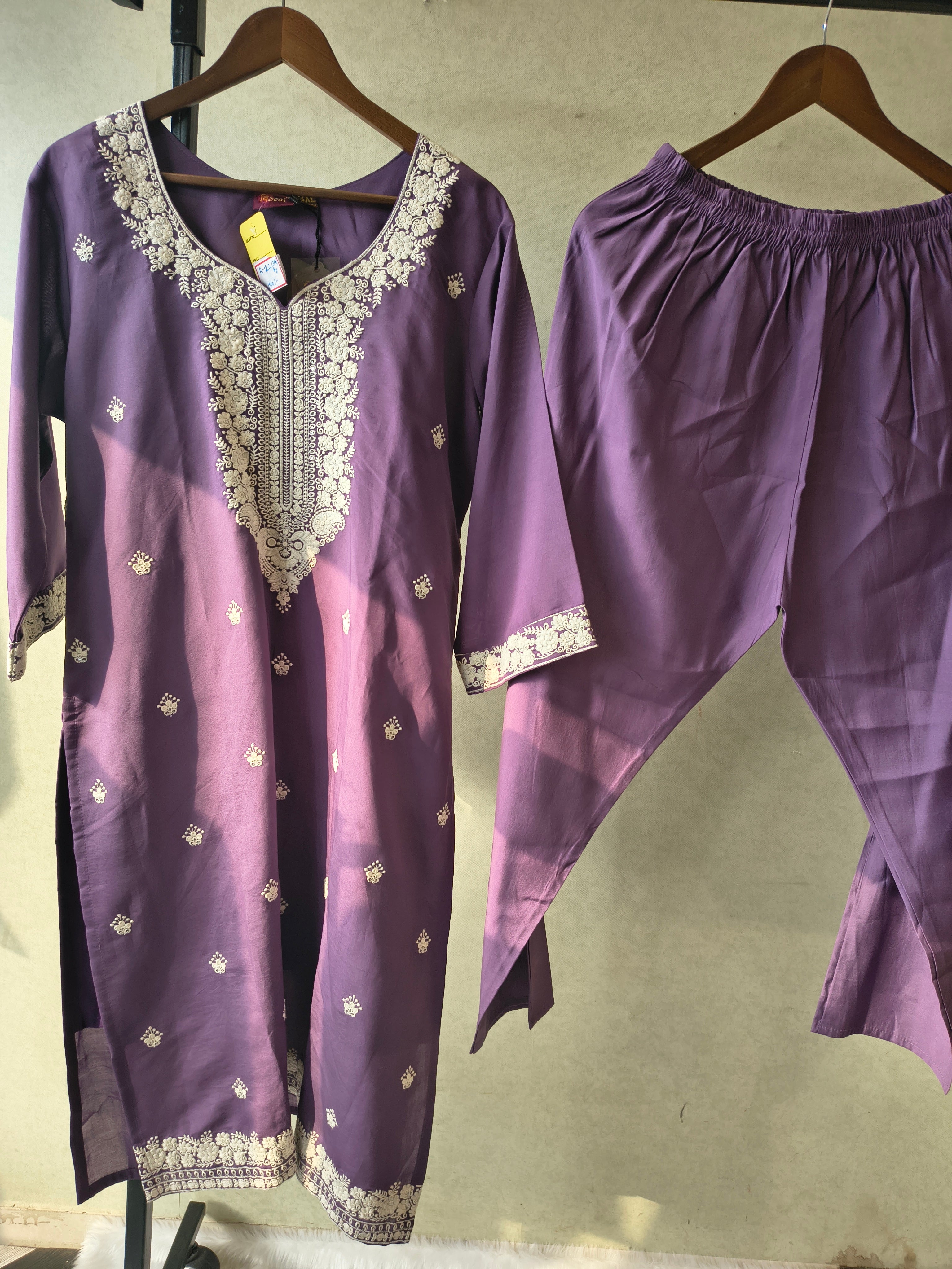Image of Premium Lavender Embroidered Kurta Set with Chikankari Work & Organza Dupatta