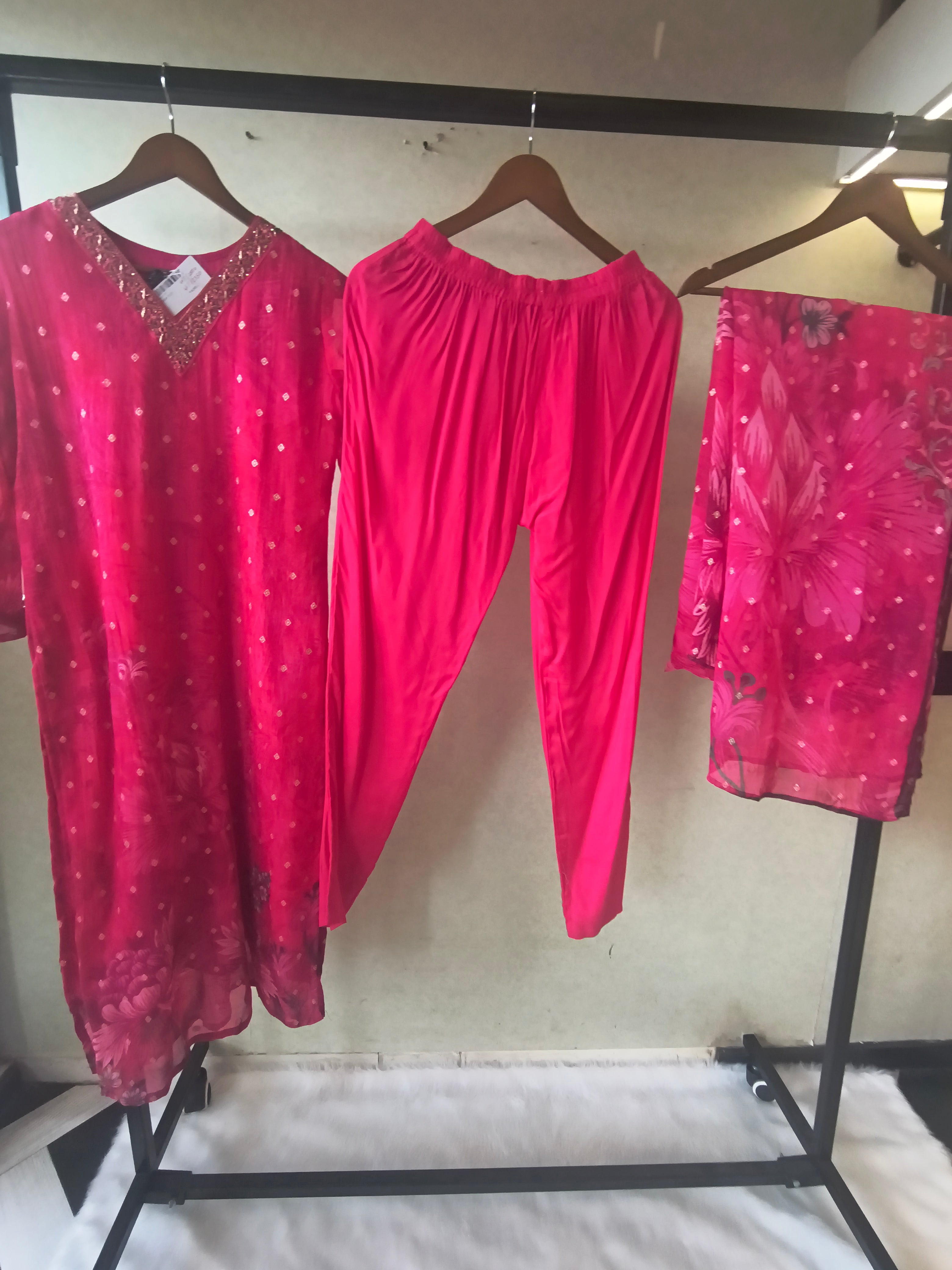 Image of Premium Fuchsia Floral Printed Straight Kurta with Cigarette Pants & Dupatta Set