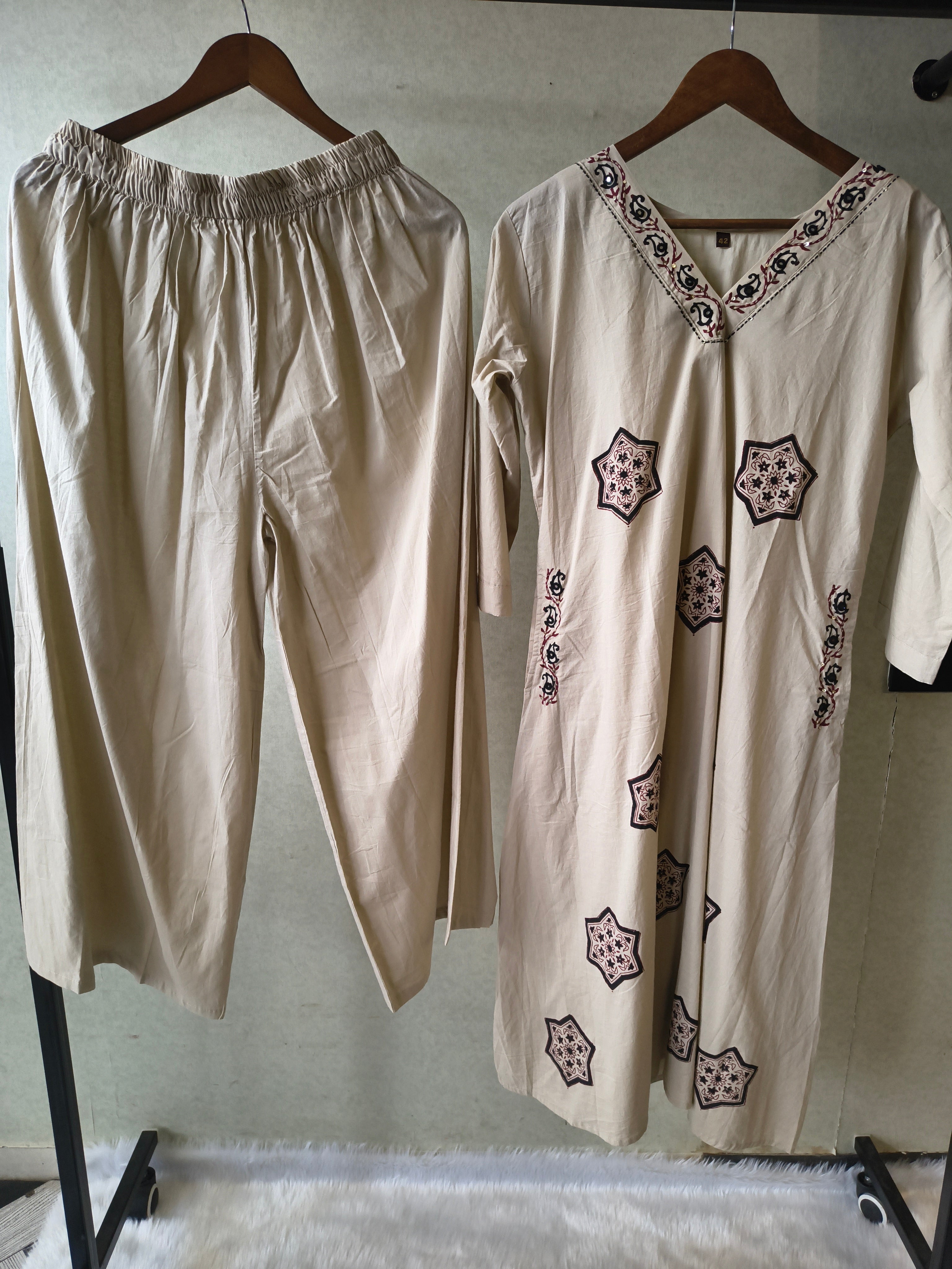 Image of Ivory Hand Block Printed Cotton Kurta Set with Straight Pants