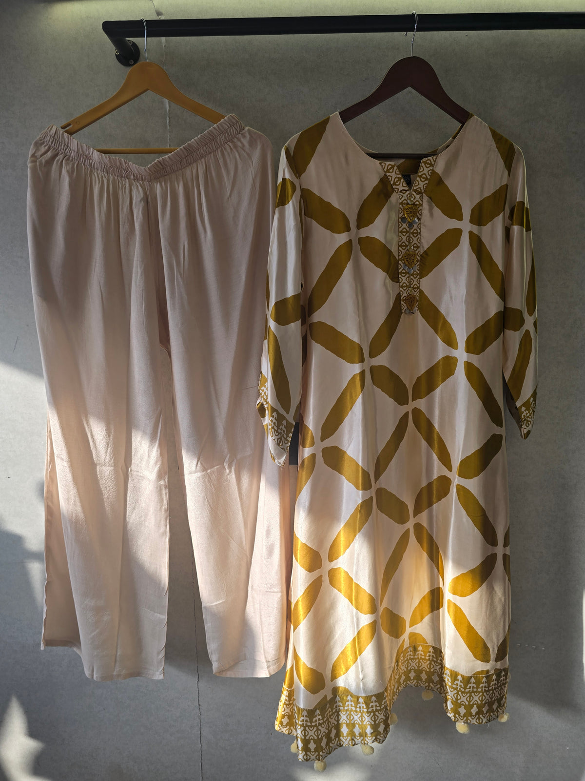 Mustard Geometric Print Kurta Pant Set