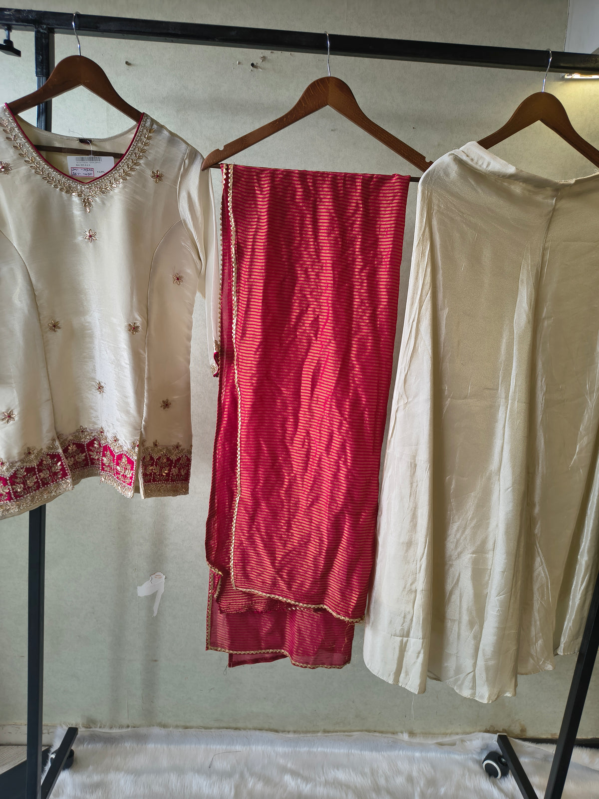 Ivory Tissue Silk Embroidered Kurta with Flared Palazzo & Contrast Pink Leheriya Dupatta – 3 Piece Festive Set