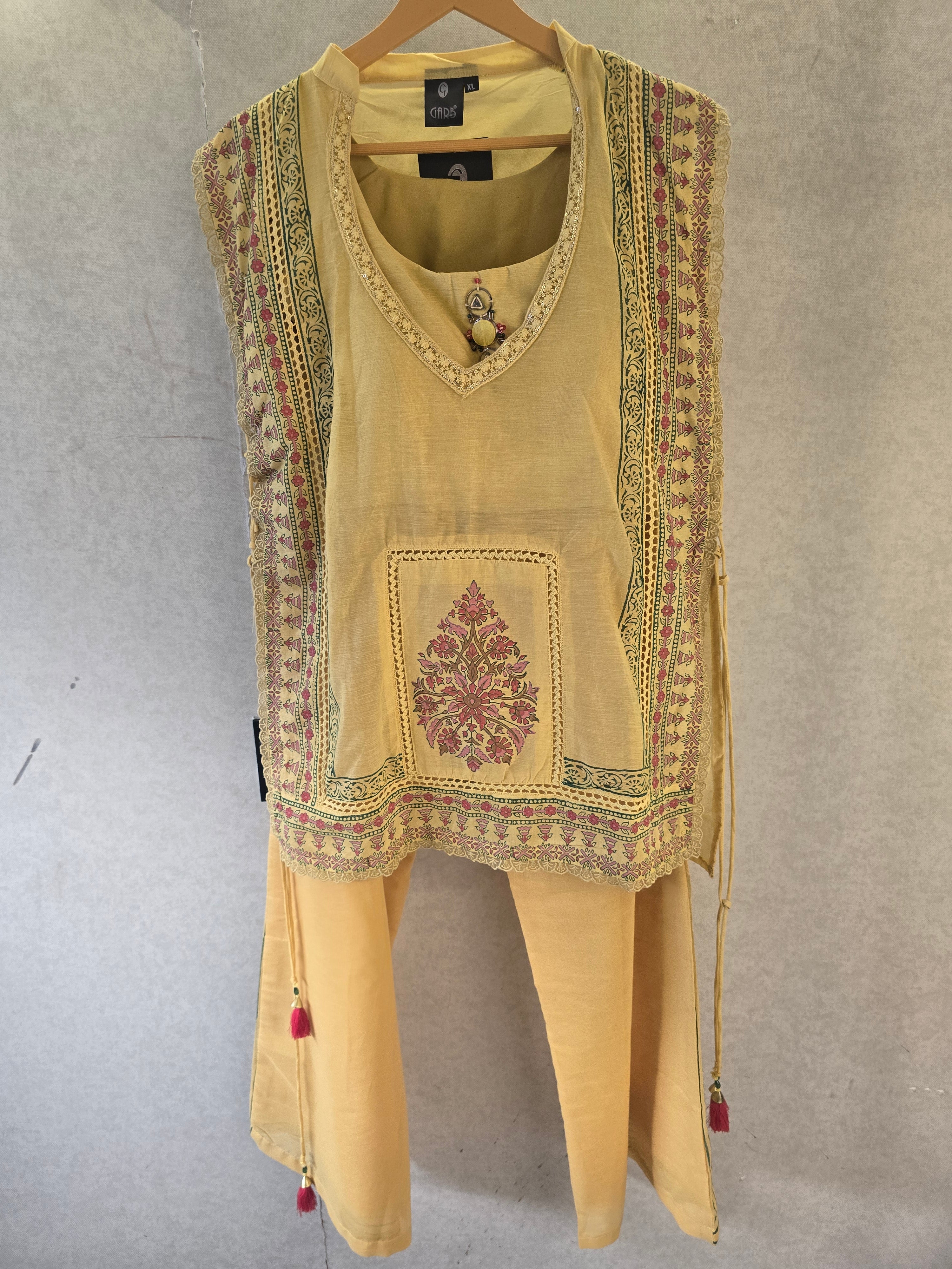 Image of Pastel Yellow Floral Print Cape Style Co-Ord Set