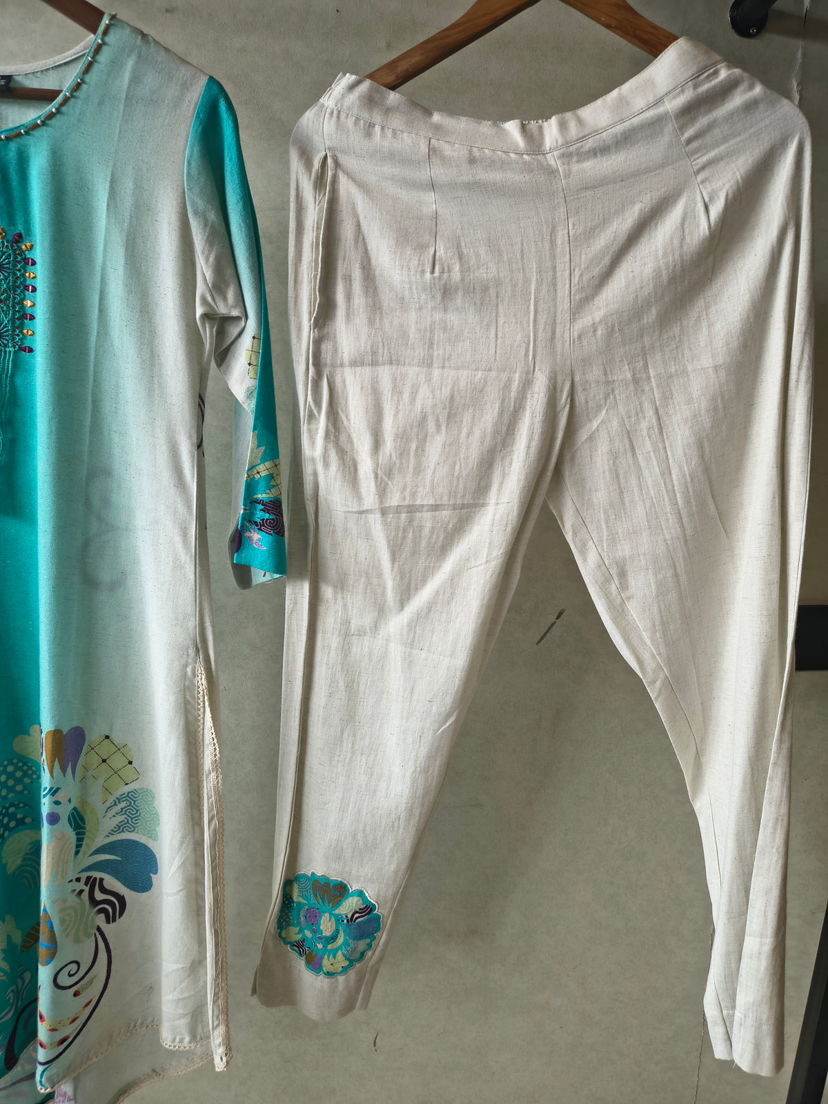 Premium Aqua Ombre Linen Blend Kurta Set with Handcrafted Embroidered Tassel Patch & Embroidered Pants