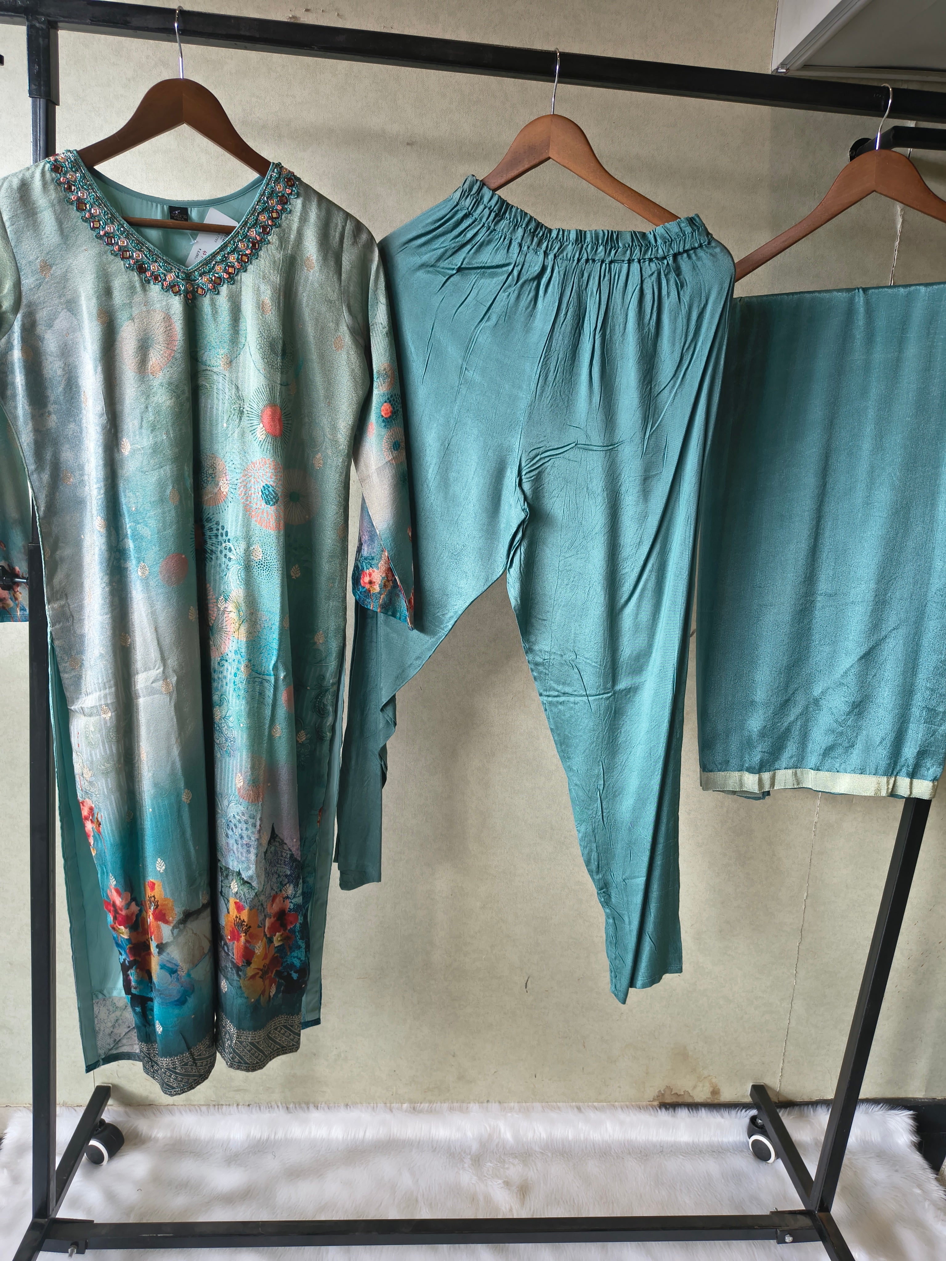 Image of Premium Teal Digital Floral Printed Silk Blend Kurta Set with Solid Pants & Chiffon Dupatta