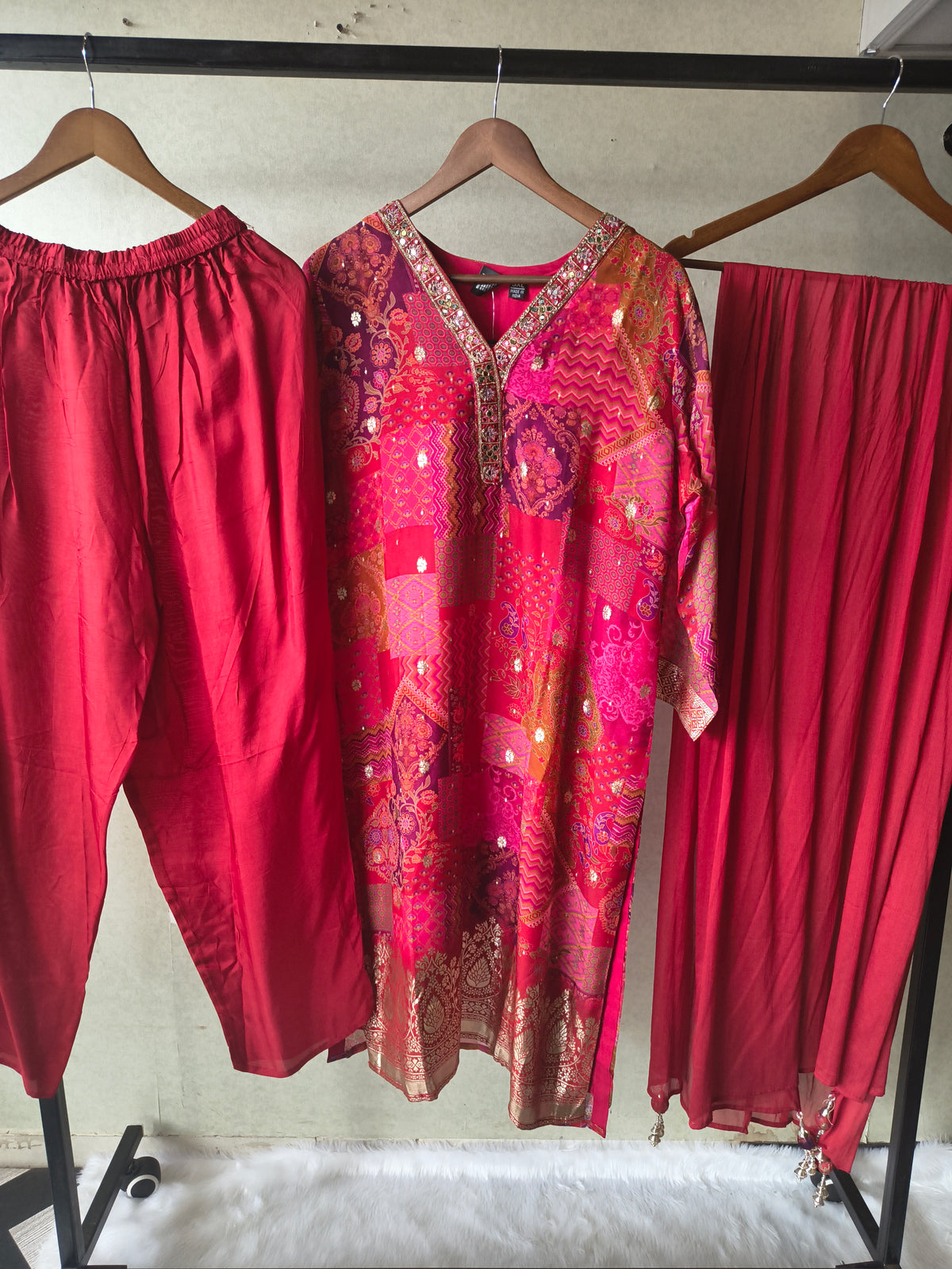 Premium Crimson Red Patchwork Printed Kurta Set with Embellished V-Neck, Solid Pants & Chiffon Dupatta