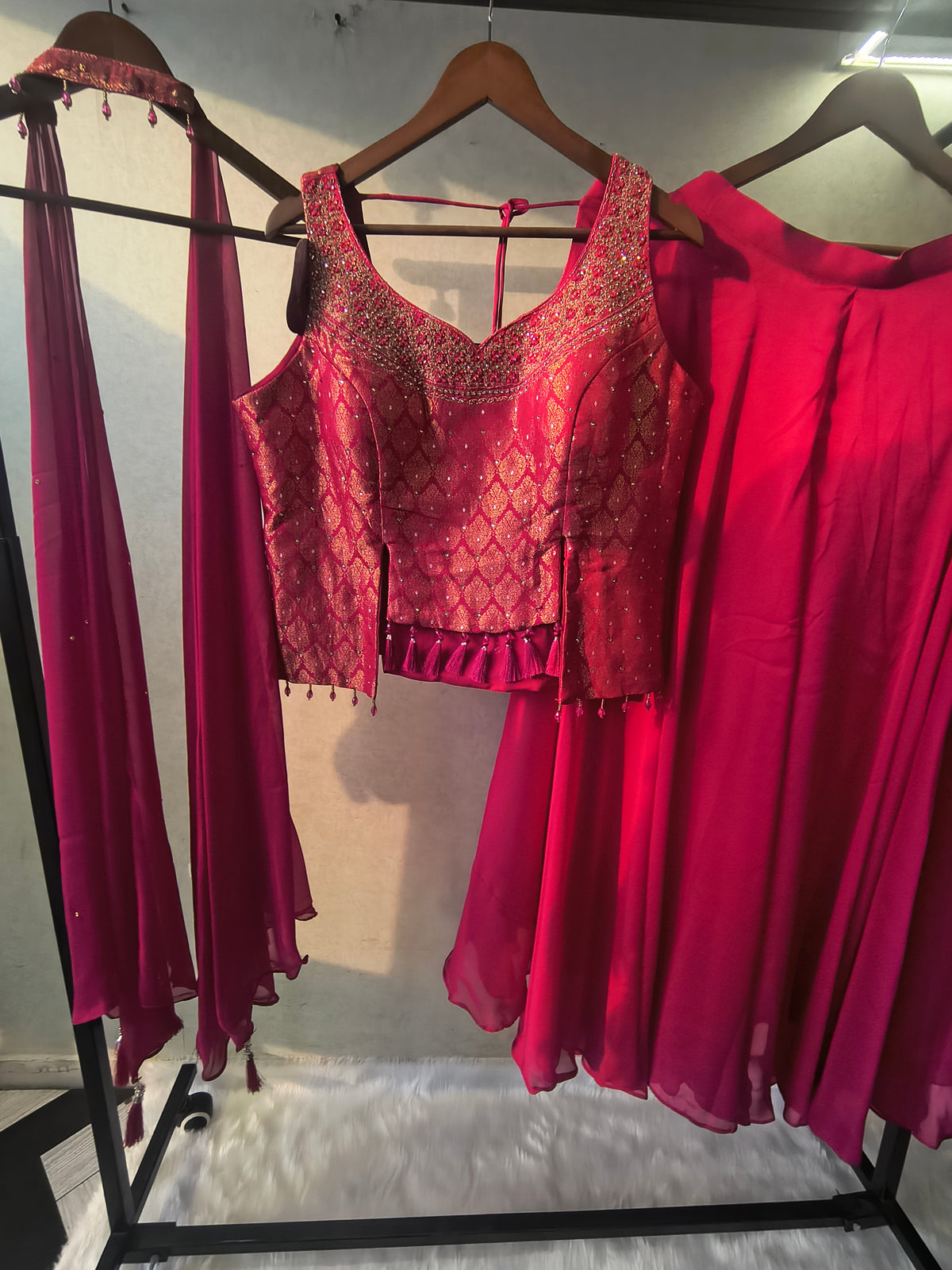 Luxury Rani Pink Brocade Blouse with Flared Palazzo & Embellished Choker Dupatta – 3 Piece Designer Indo-Western Set
