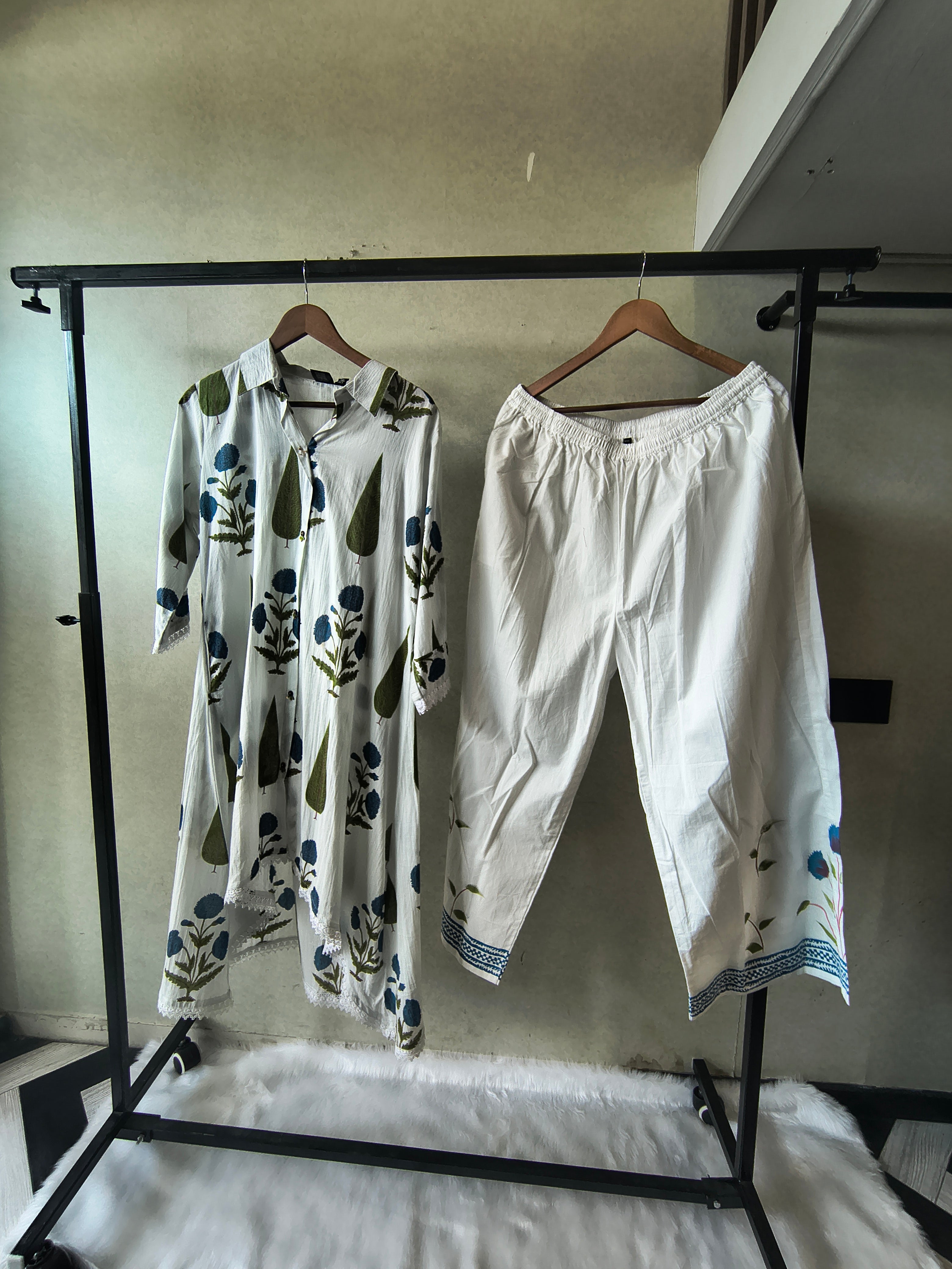 Image of Premium White Botanical Printed High-Low Kurta Set with Designer Pants