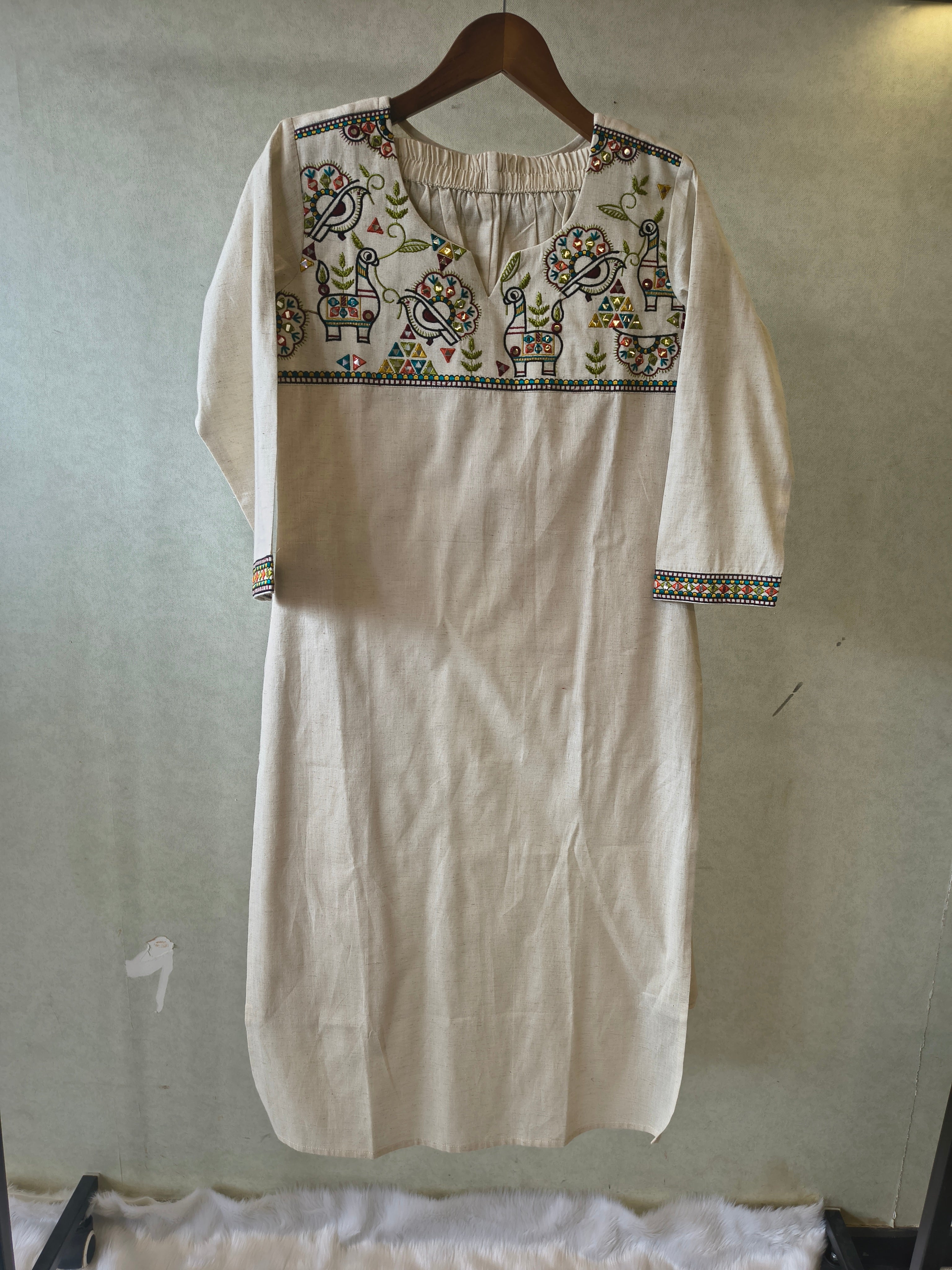 Image of Ivory Cotton Linen Kurta Set with Multicolour Folk Embroidery & Straight Pants