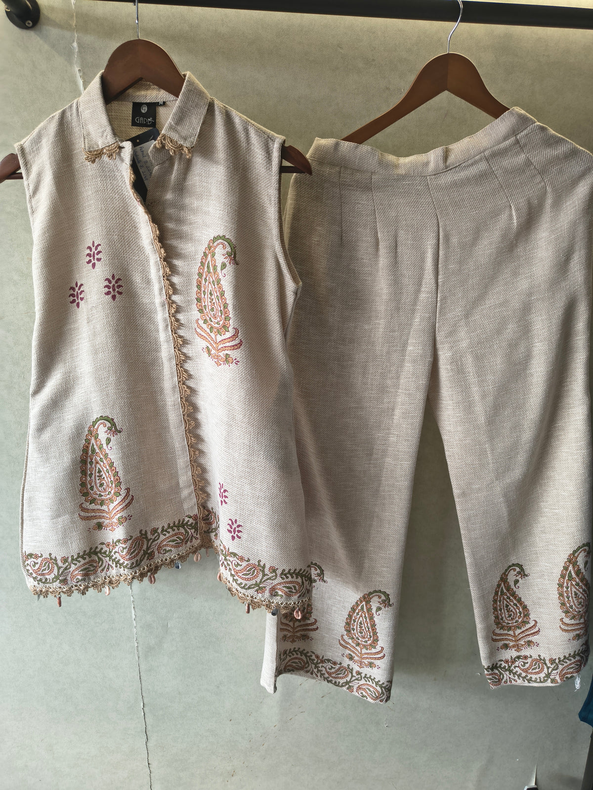 Natural Beige Paisley Printed Sleeveless Designer Co-Ord Set