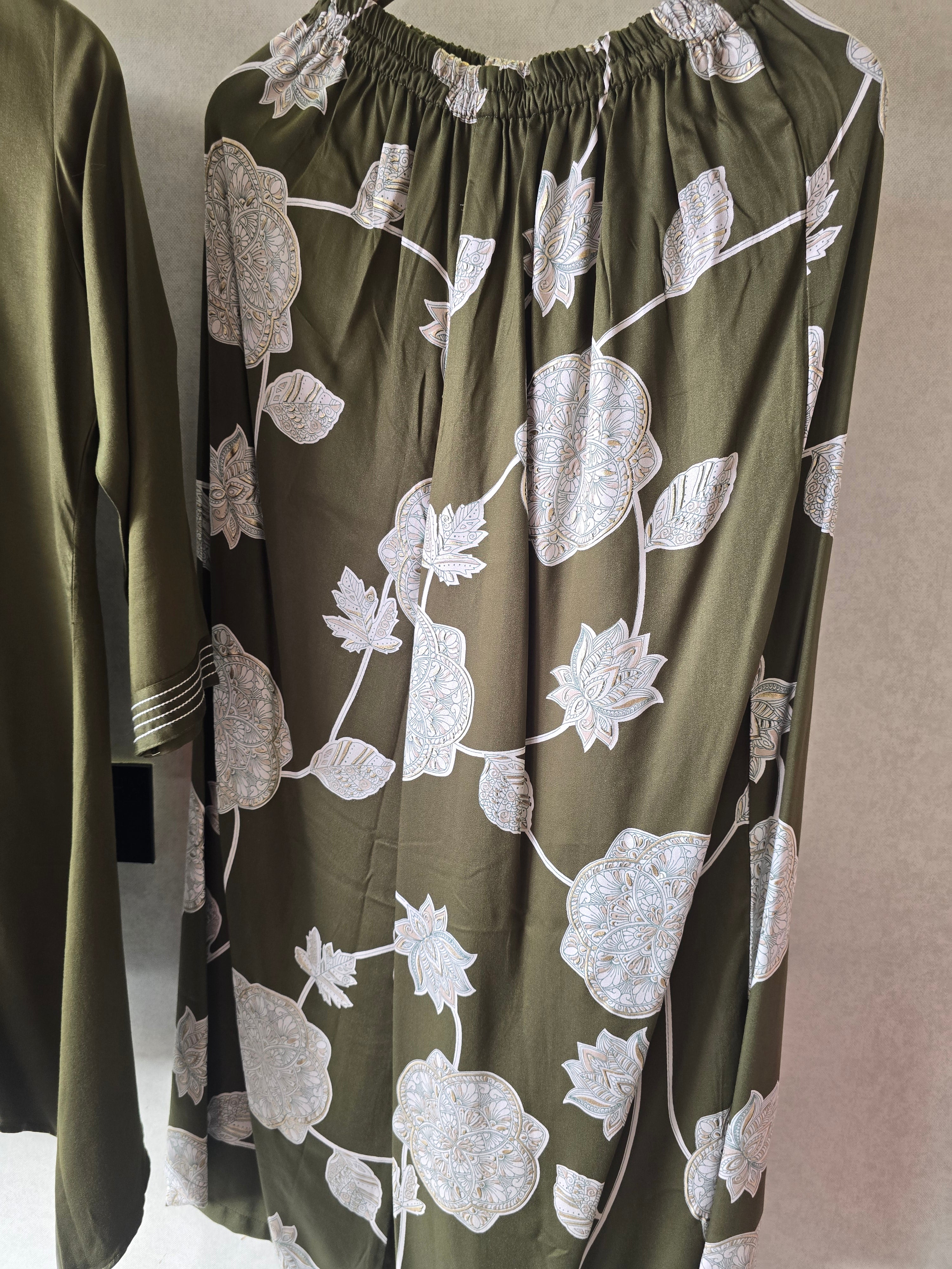 Image of Olive Botanical Print Co-Ord Set