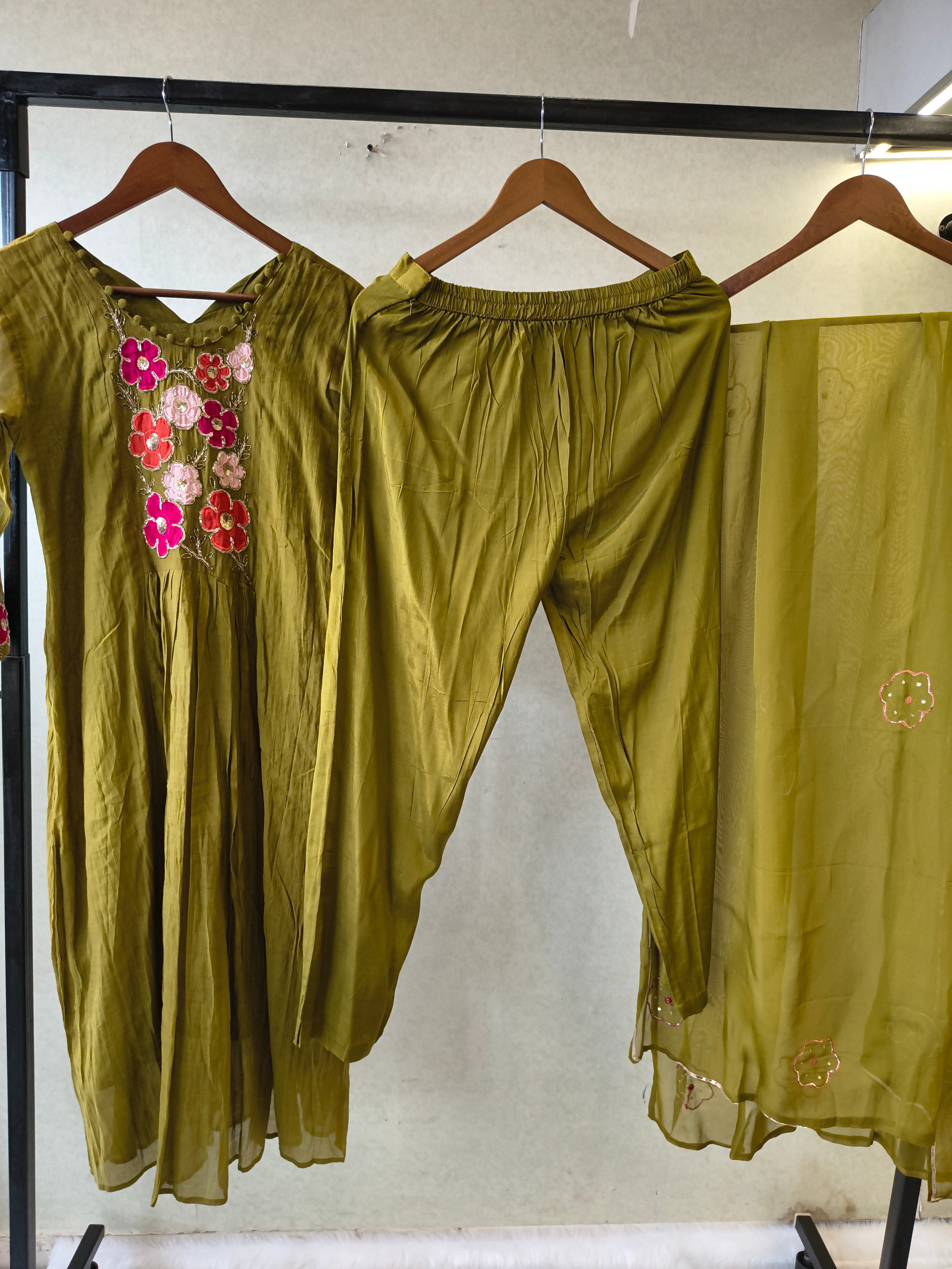 Image of Olive Green Floral Hand-Embroidered Kurta Set with Organza Dupatta | Premium 3 Piece Ethnic Suit