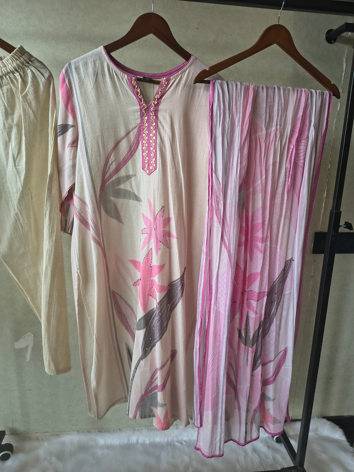 Premium Blush Pink Floral Printed Straight Kurta Set with Churidar Pants & Soft Printed Dupatta